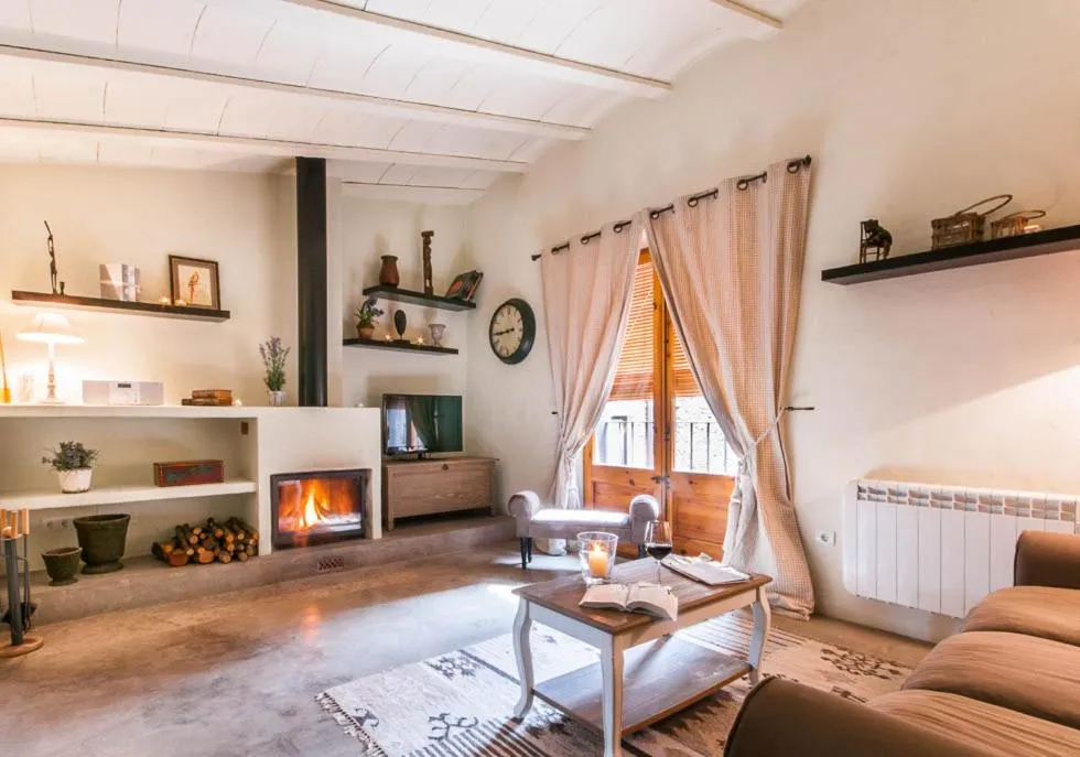 El Racó de Madremanya - Adults only