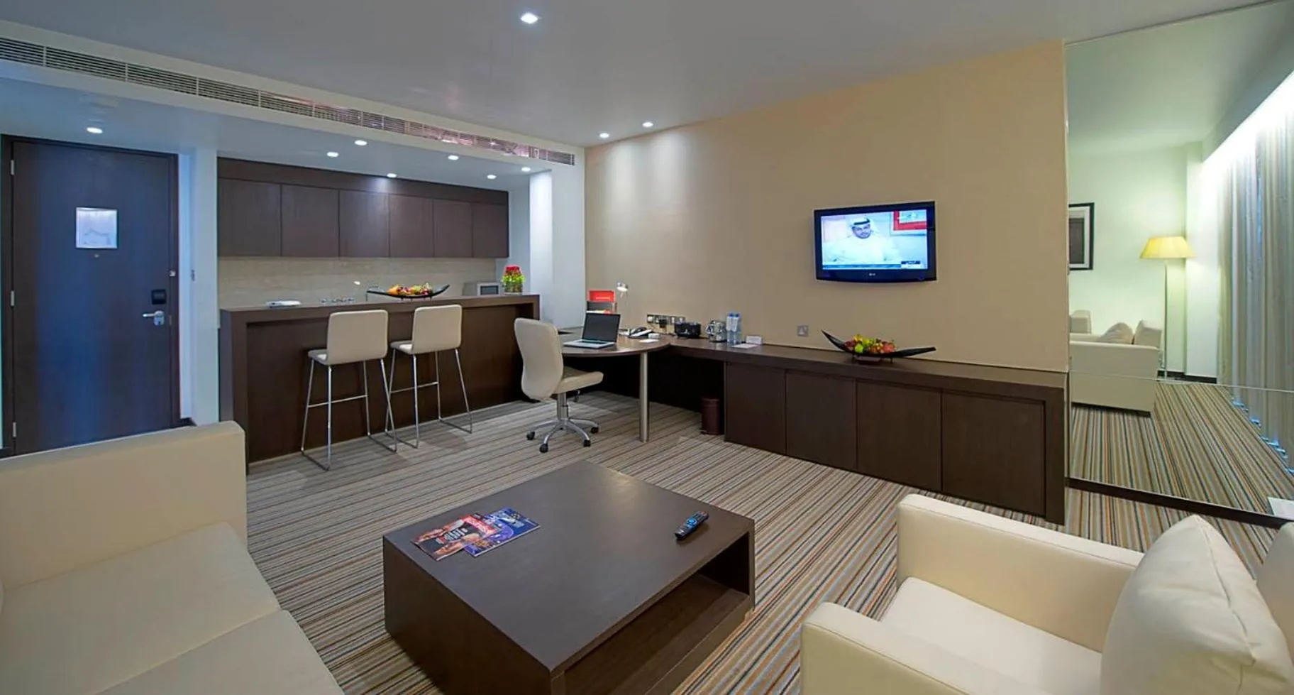 Photo of the whole room in Crowne Plaza Yas Island by IHG