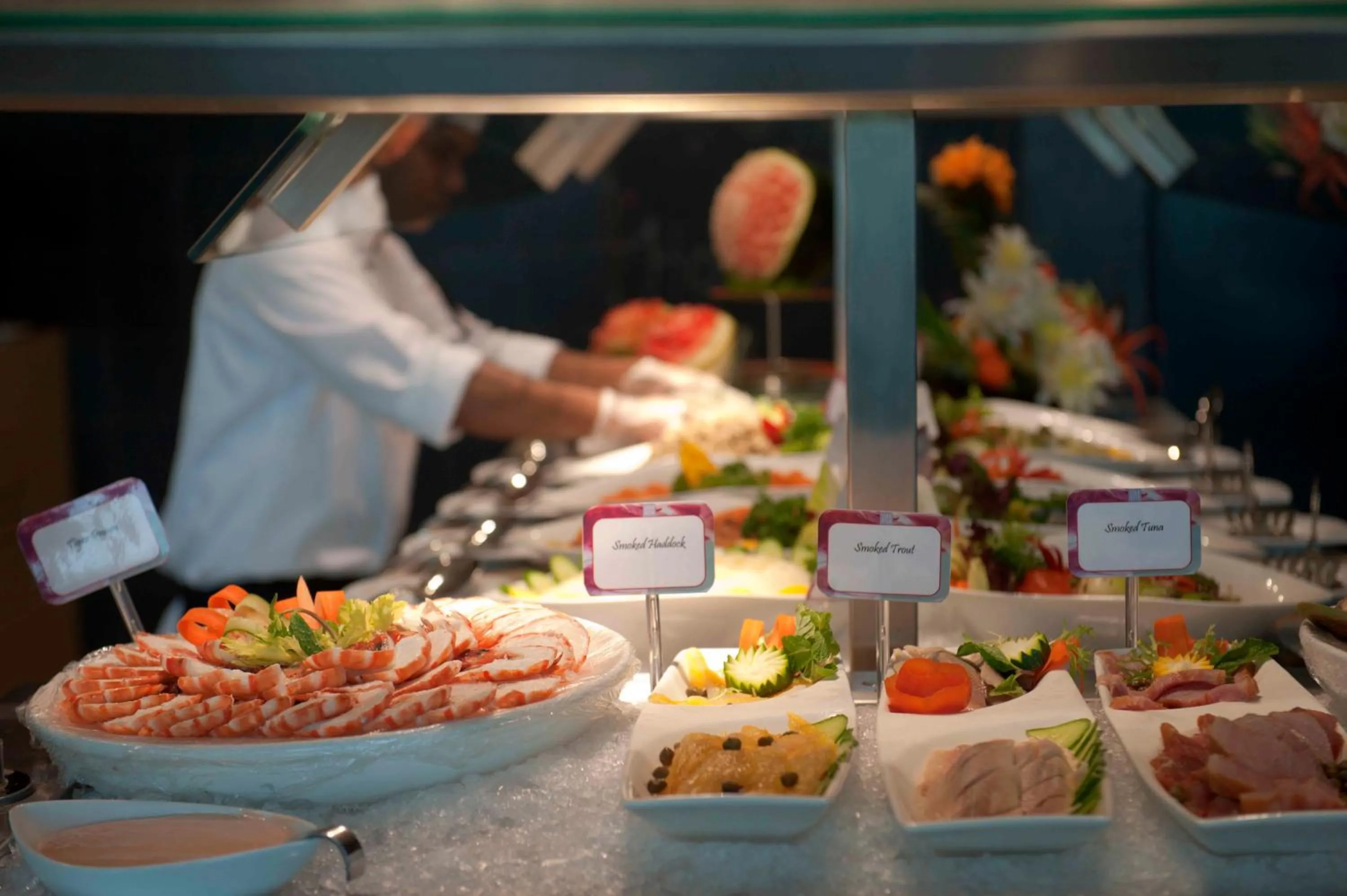 Restaurant/places to eat in Crowne Plaza Yas Island by IHG