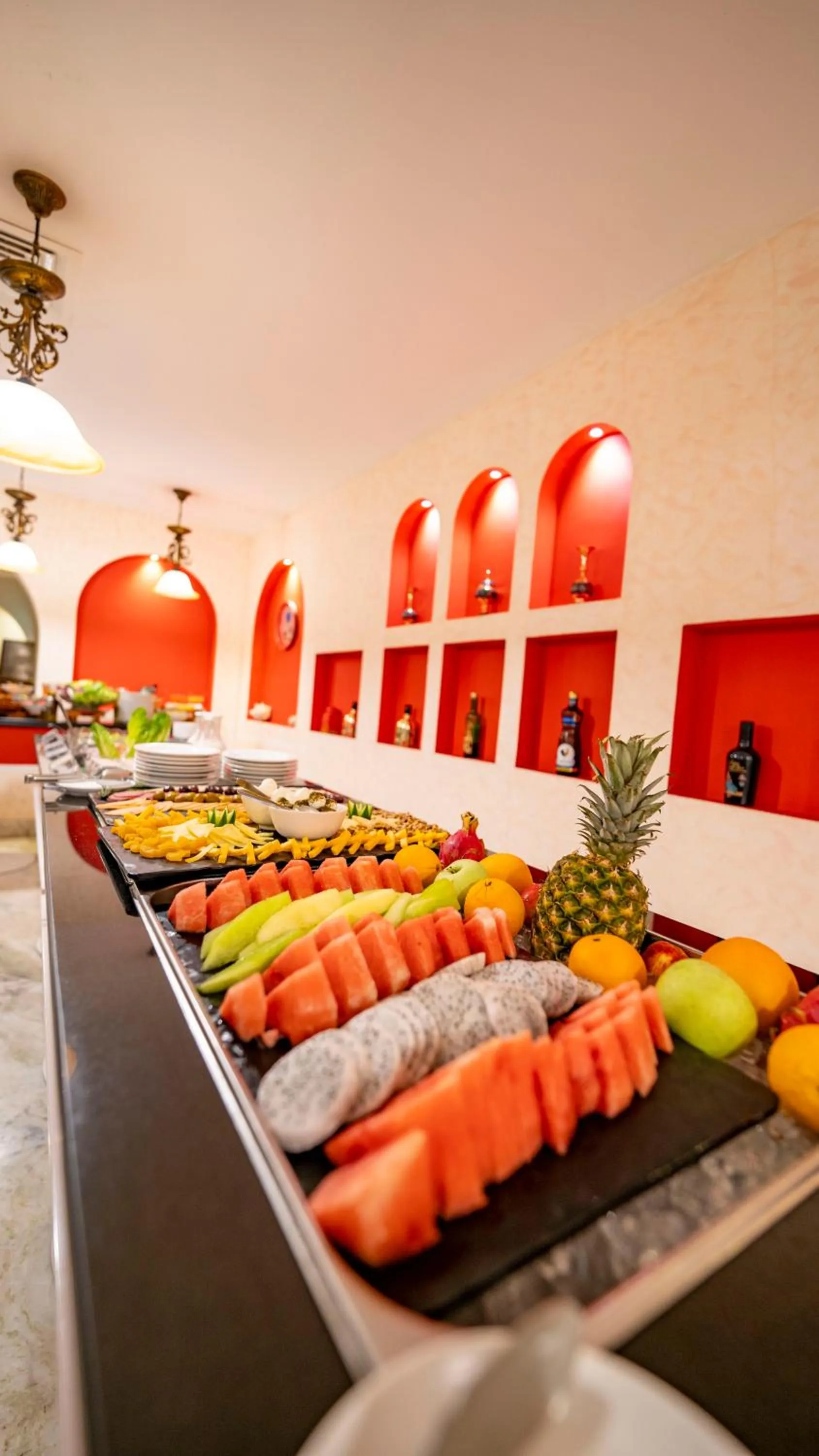 Restaurant/places to eat in Riviera Hotel