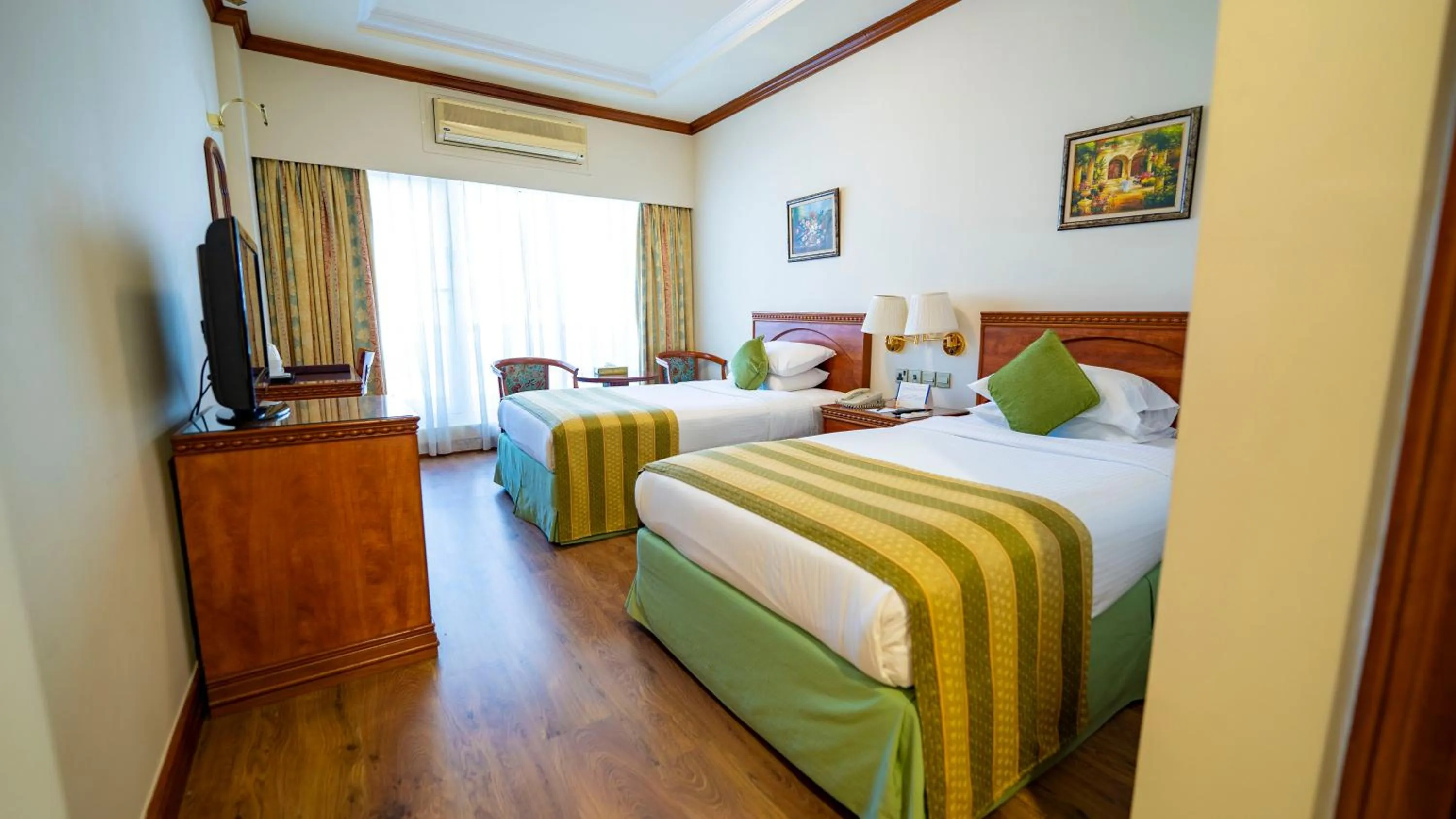 Bedroom, Bed in Riviera Hotel