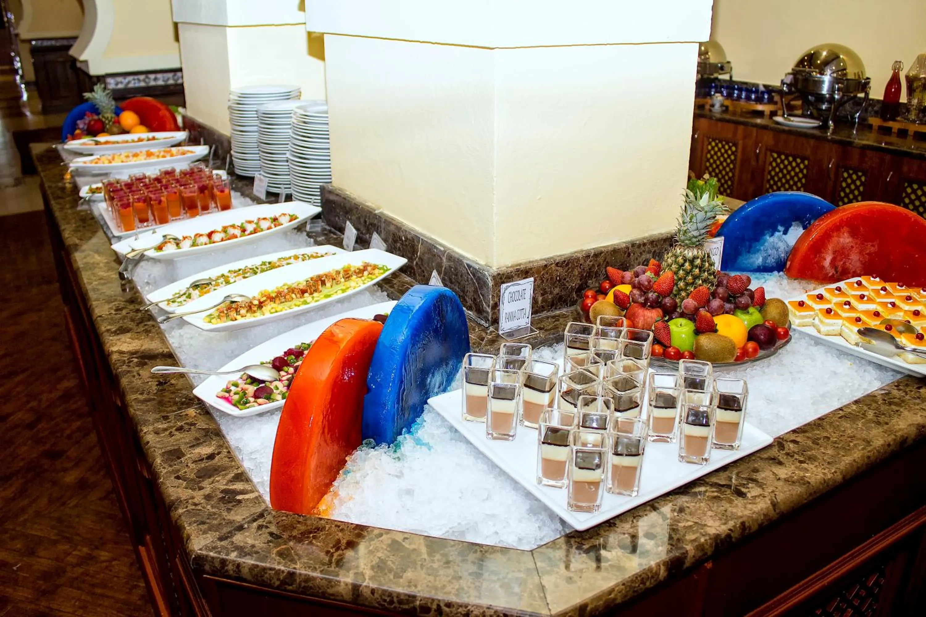 Restaurant/places to eat in Riviera Hotel