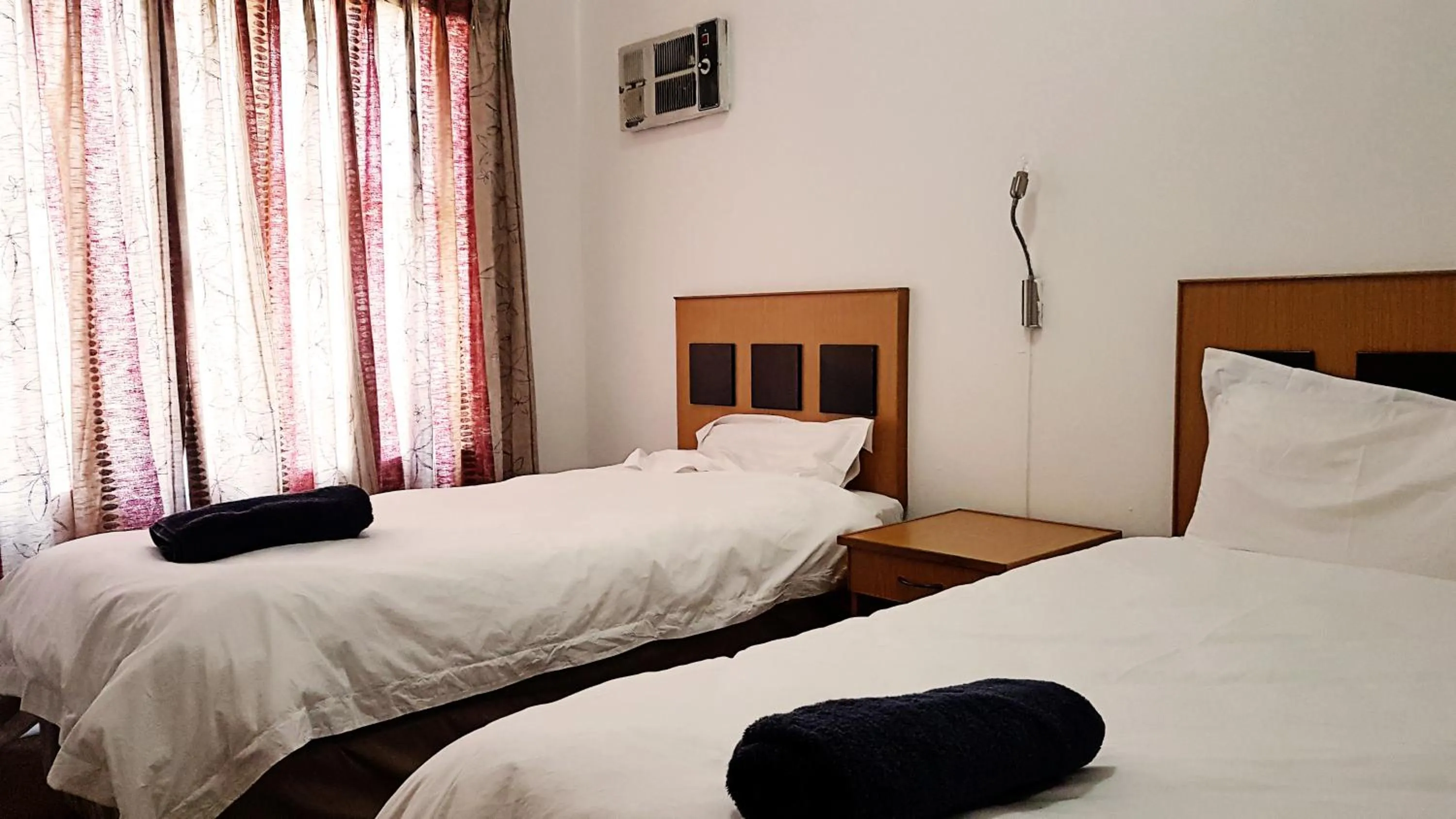 Bed in Ezulwini Berg Resort