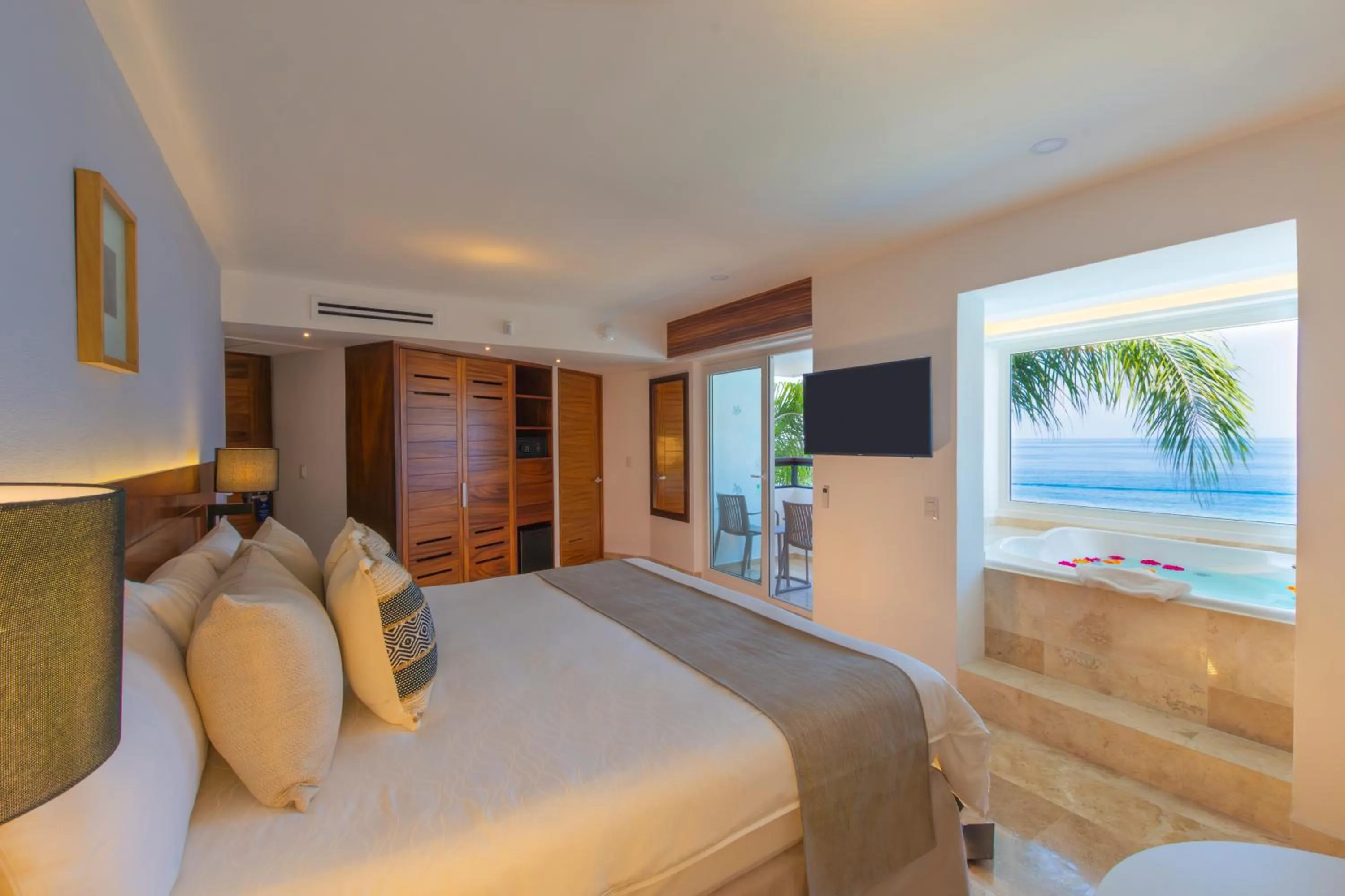 Bed in Buenaventura Grand Hotel & Great Moments - All Inclusive