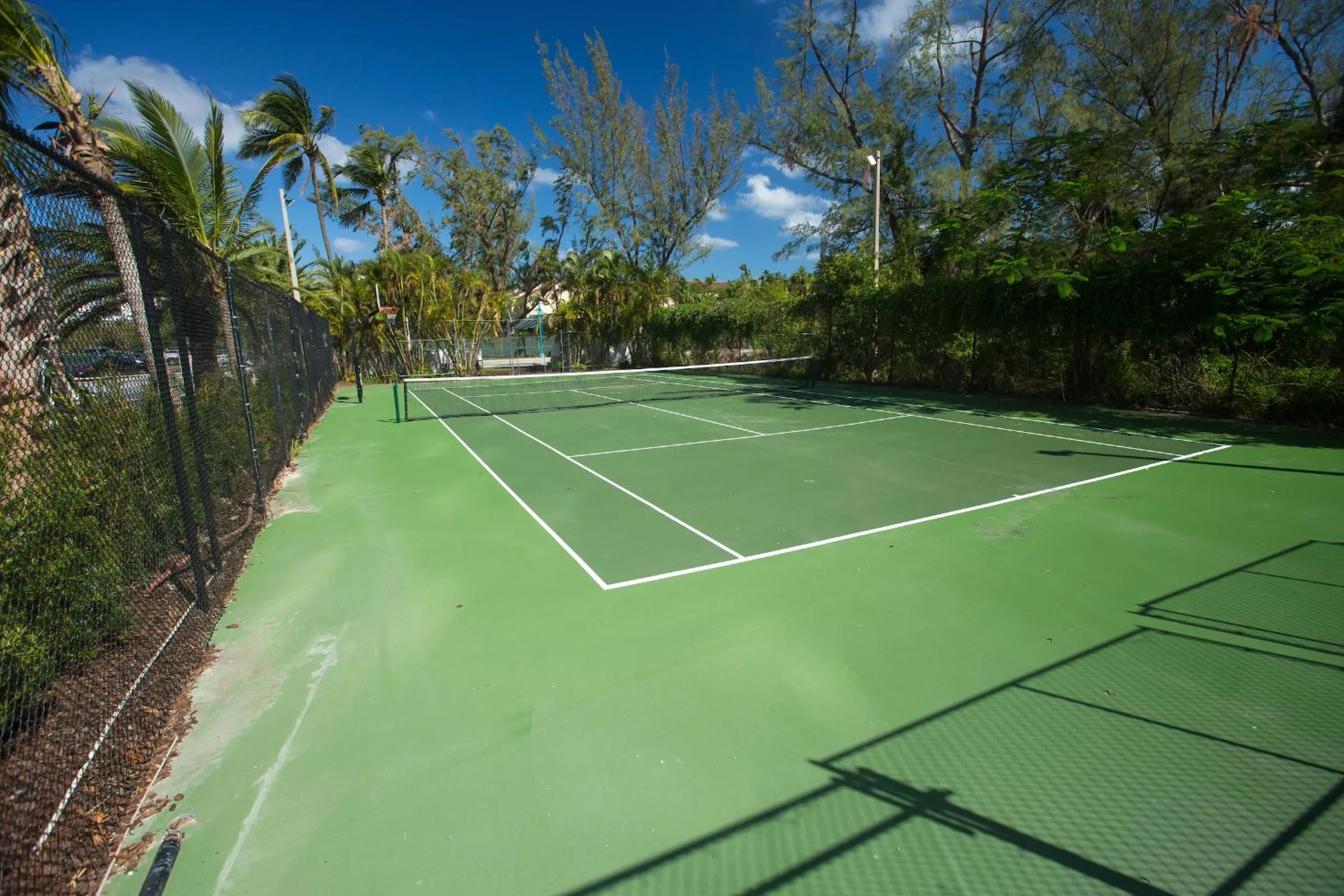 Tennis court in Warwick Paradise Island Bahamas - All Inclusive - Adults Only