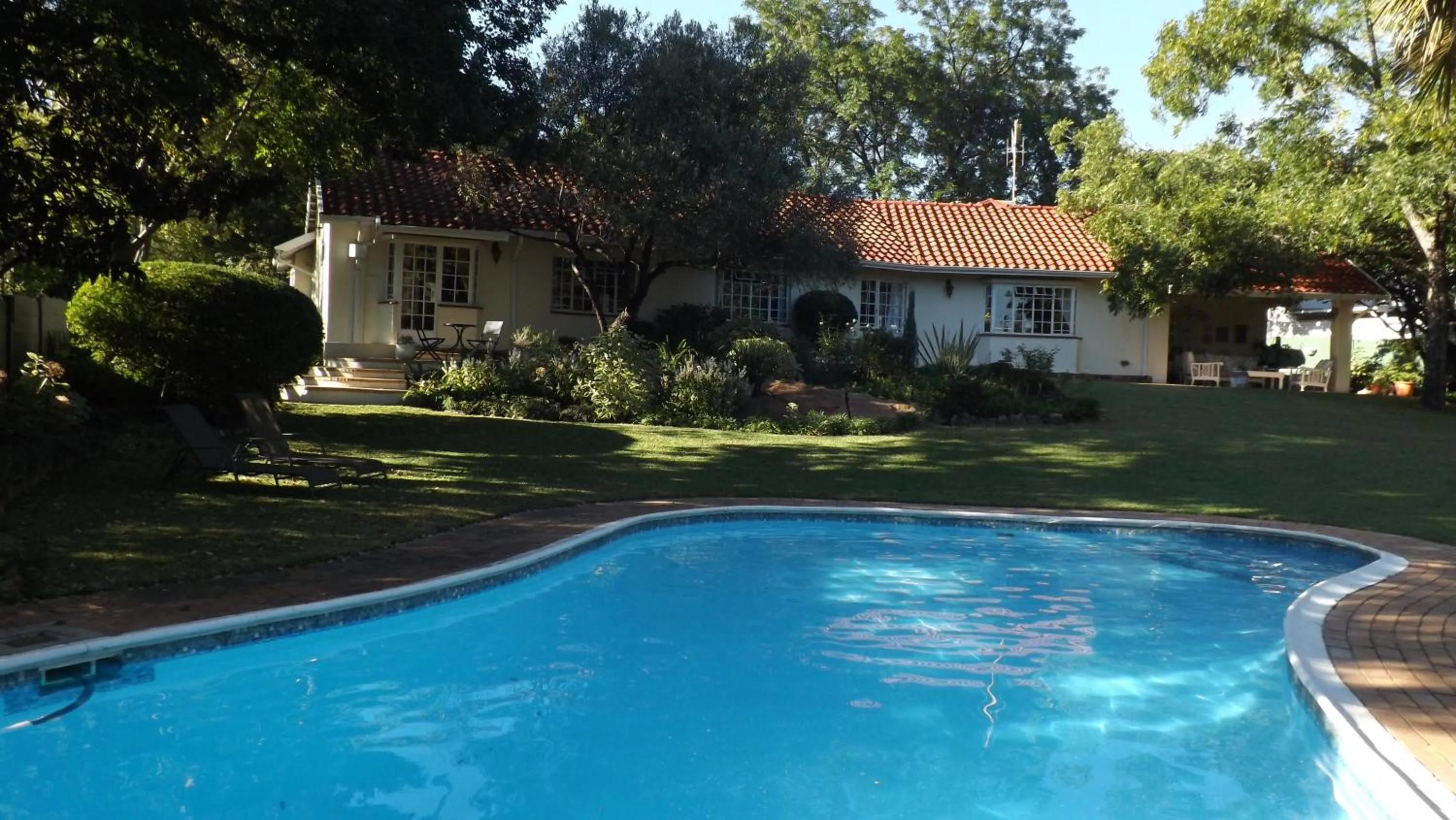 Property building in Tiree B&B