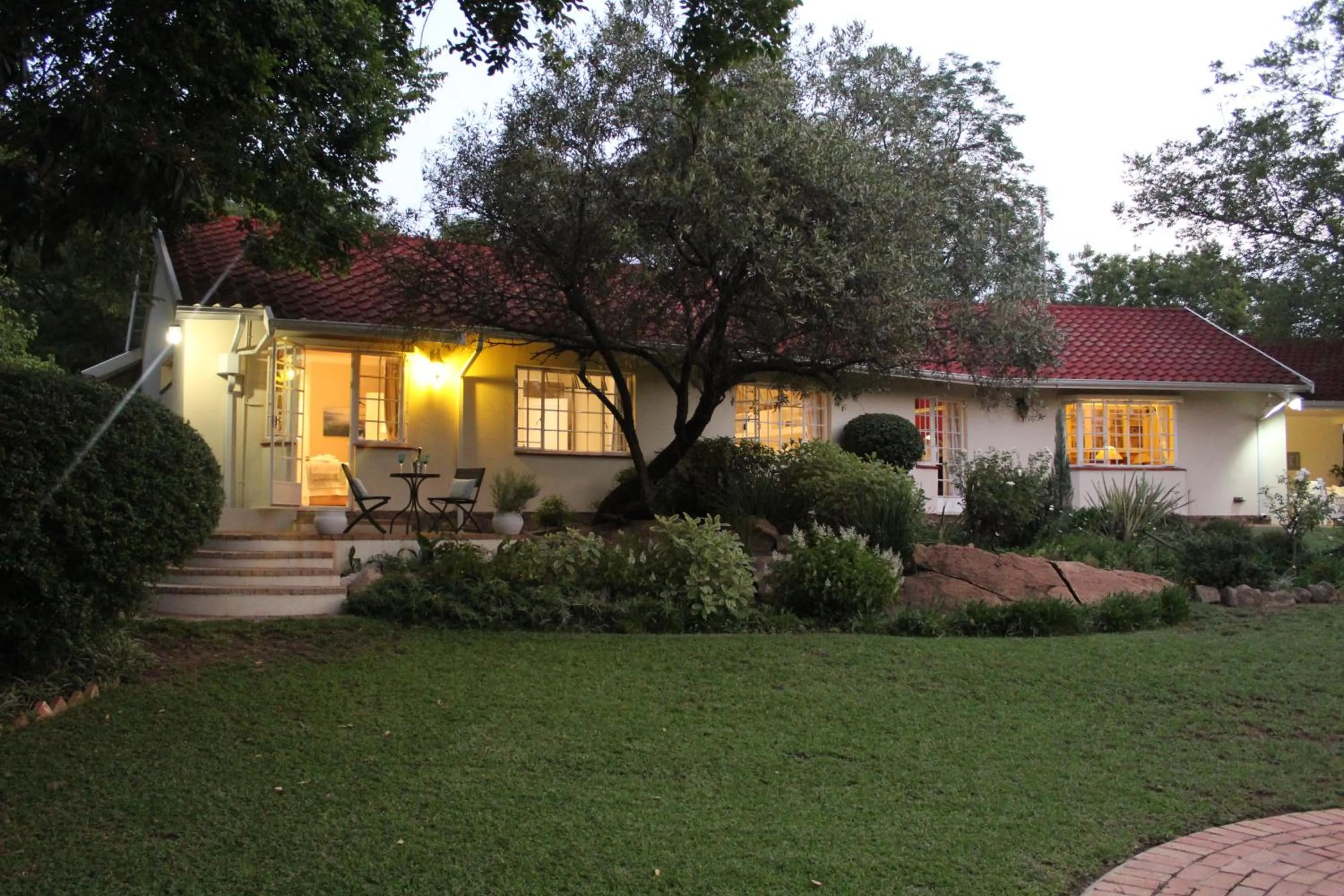 Garden view in Tiree B&B