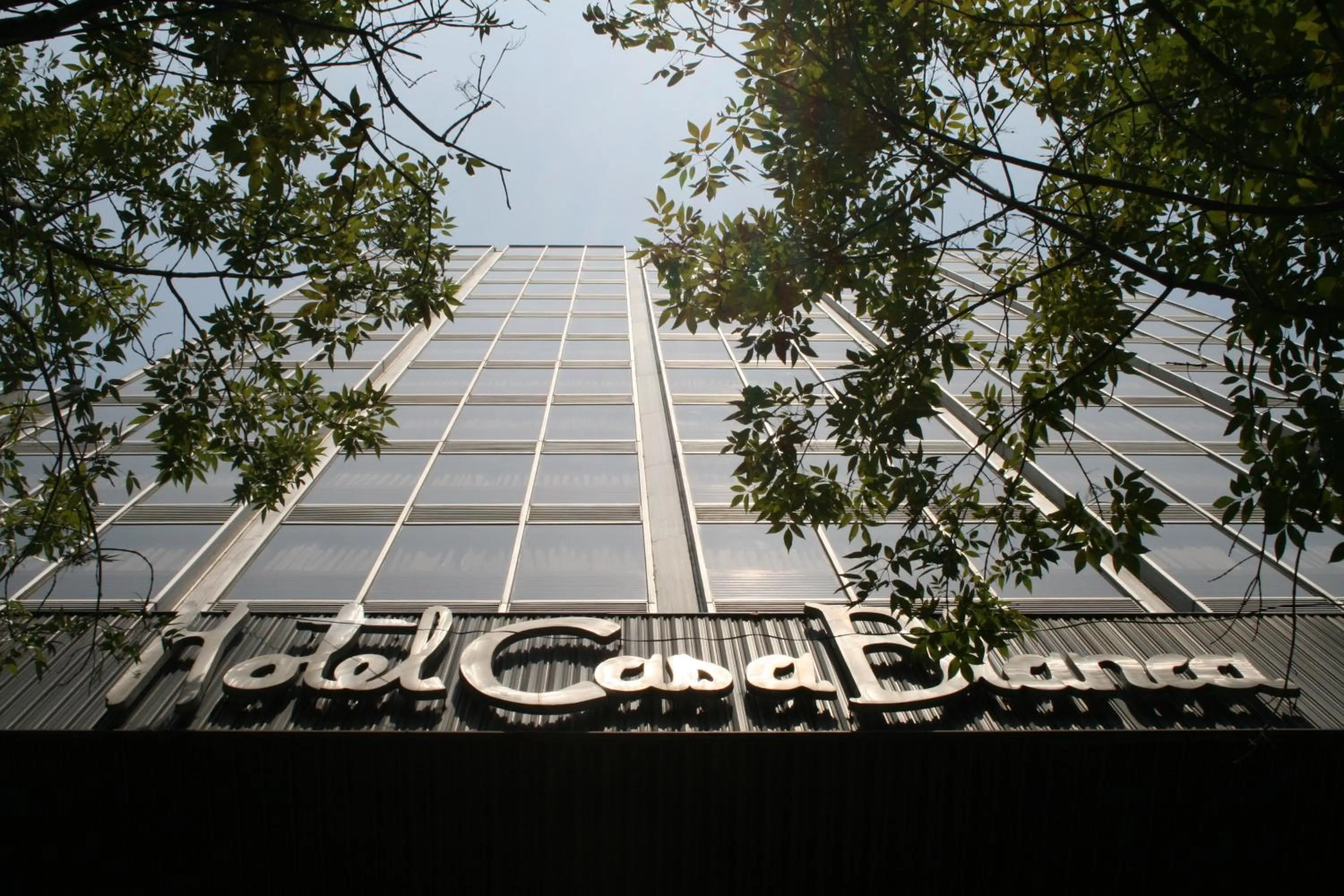 Facade/entrance in Hotel Casa Blanca