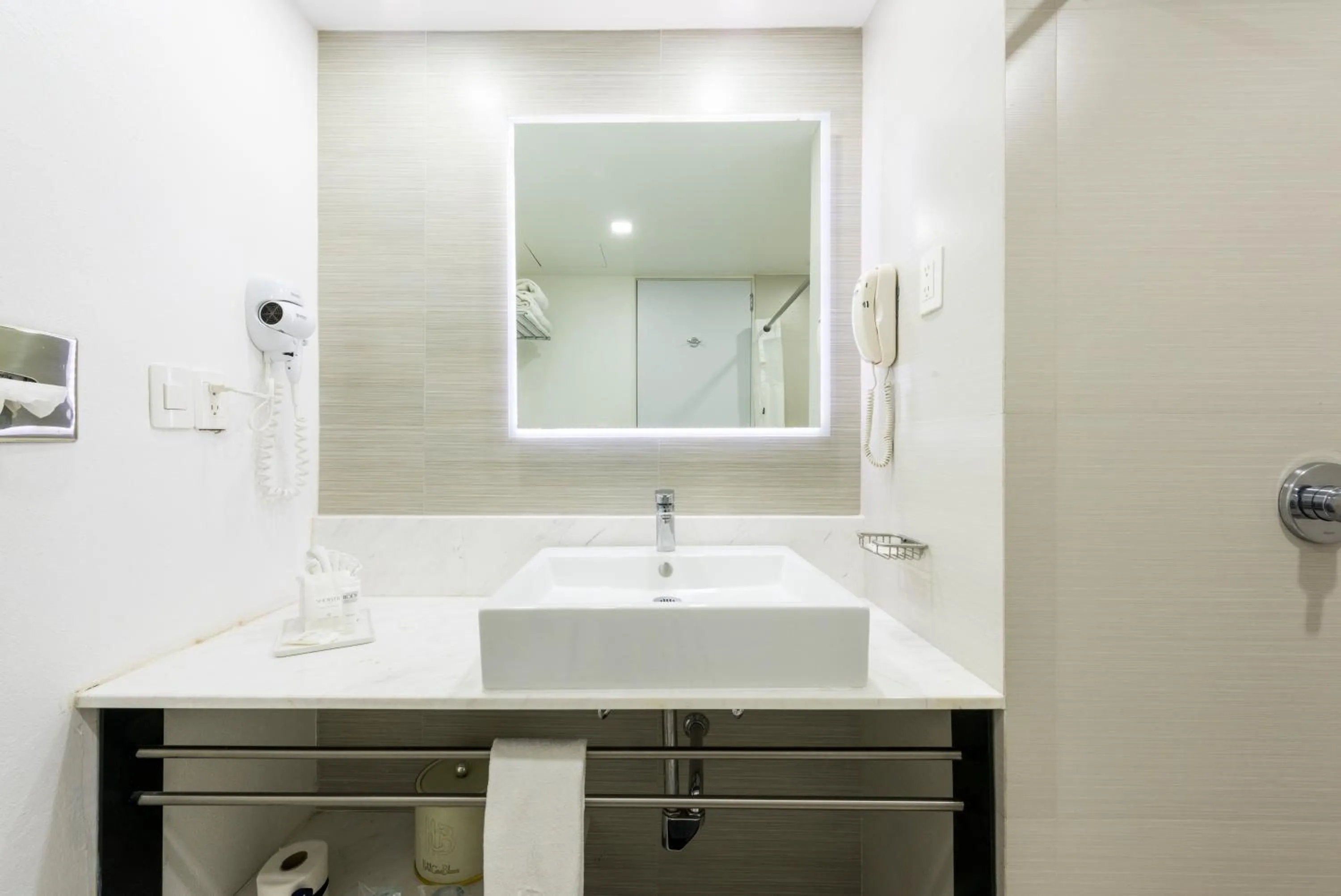 Bathroom in Hotel Casa Blanca