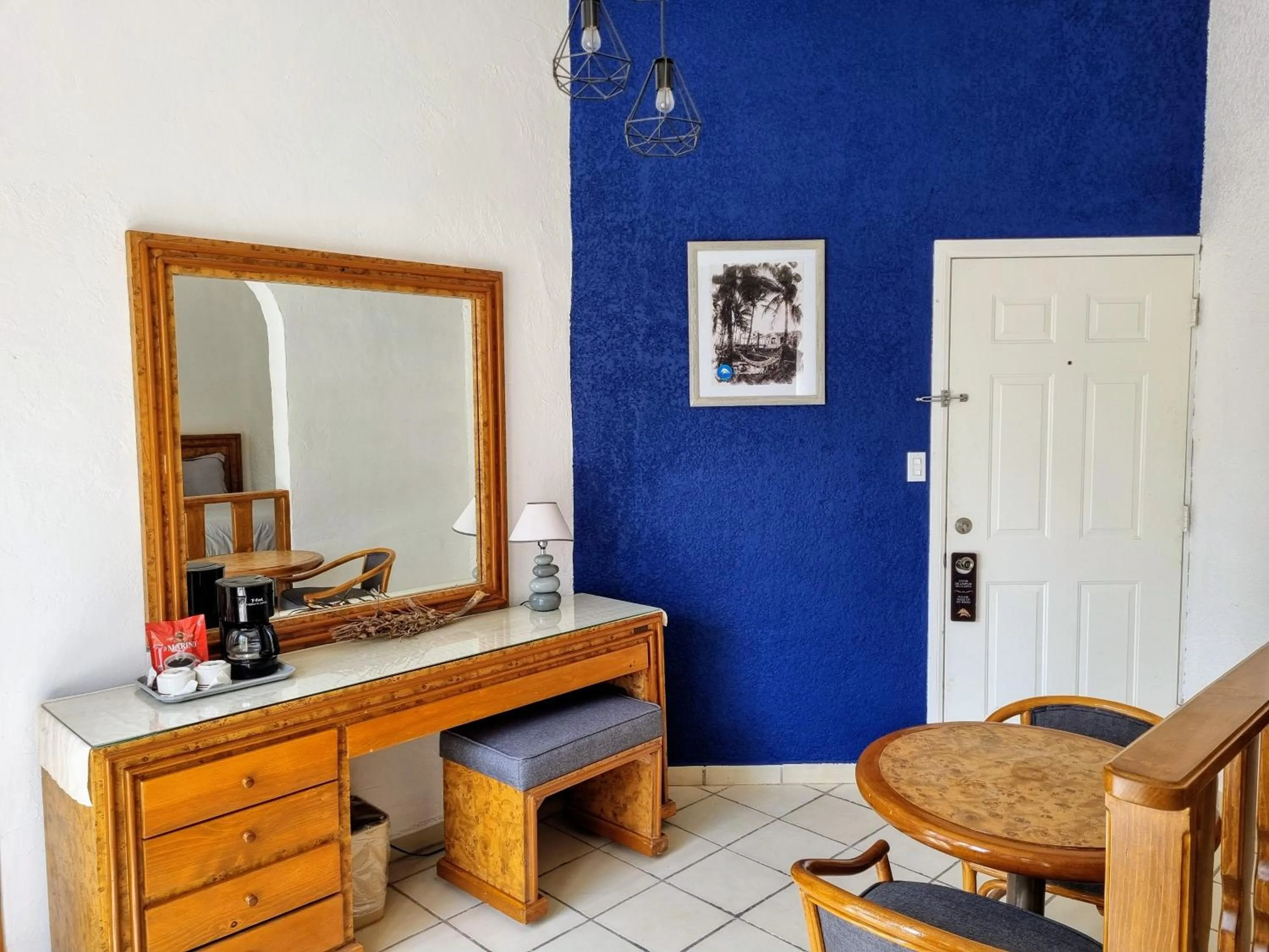 Living room in Buena Vista Oceanfront & Hot Springs Resort