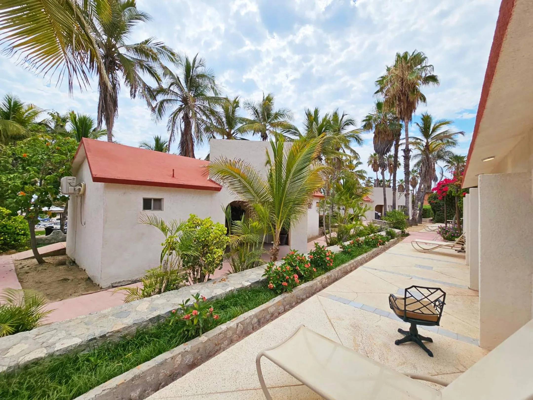 Balcony/Terrace in Buena Vista Oceanfront & Hot Springs Resort