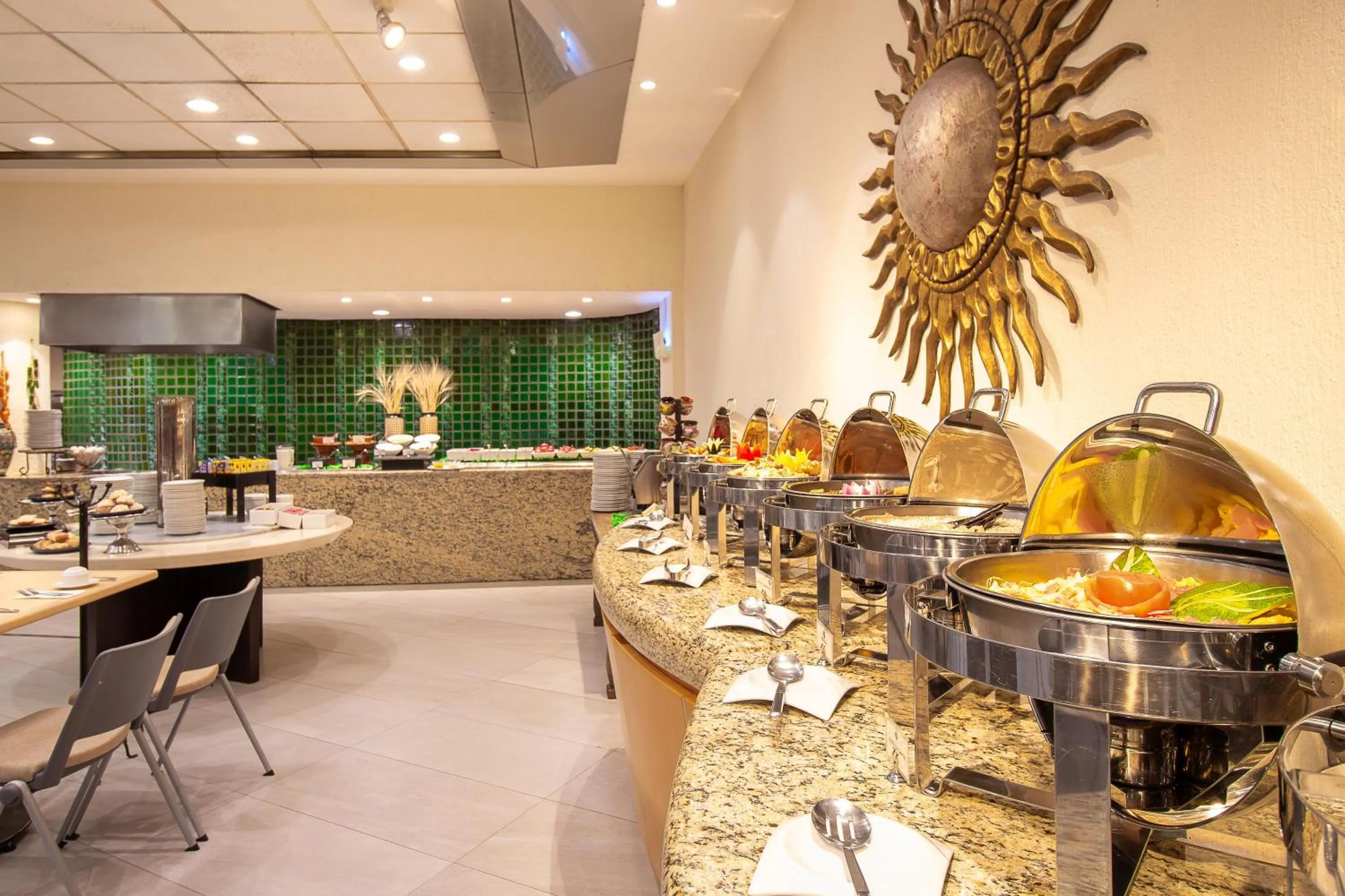 Buffet breakfast in Hotel Guadalajara Plaza Expo