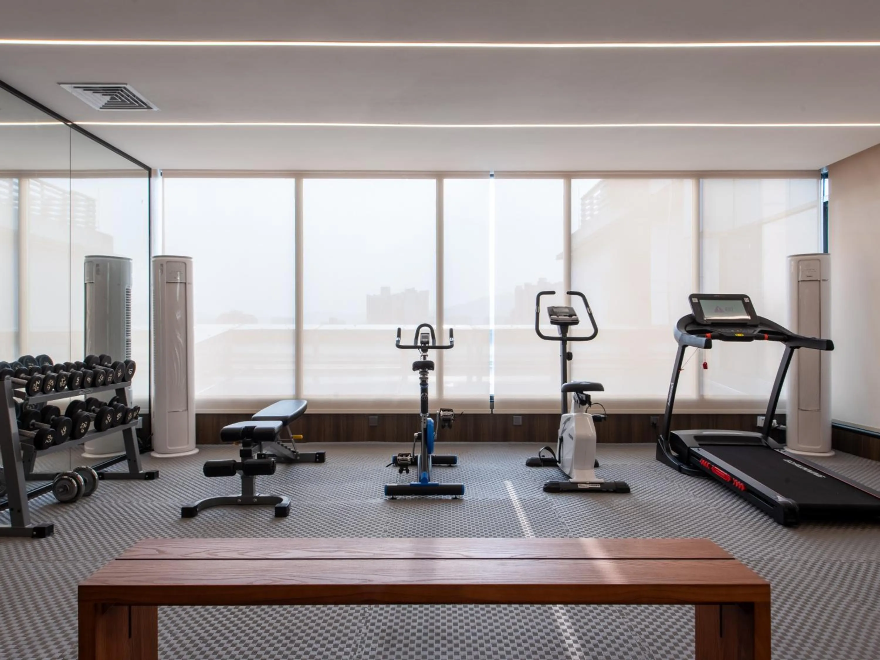 Fitness centre/facilities in Vienna International Hotel Guangzhou Baiyun International Conference Center
