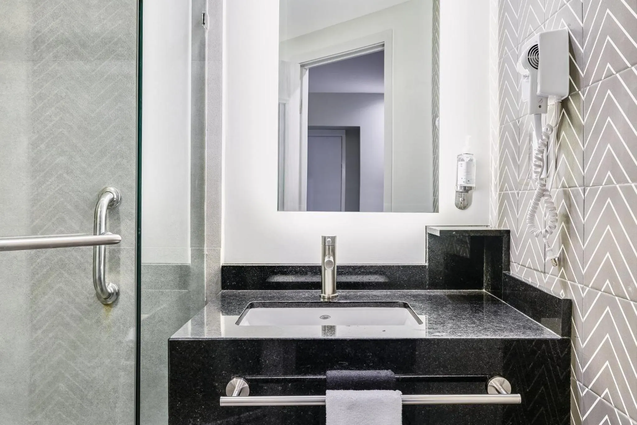 Bathroom in One Acapulco Costera