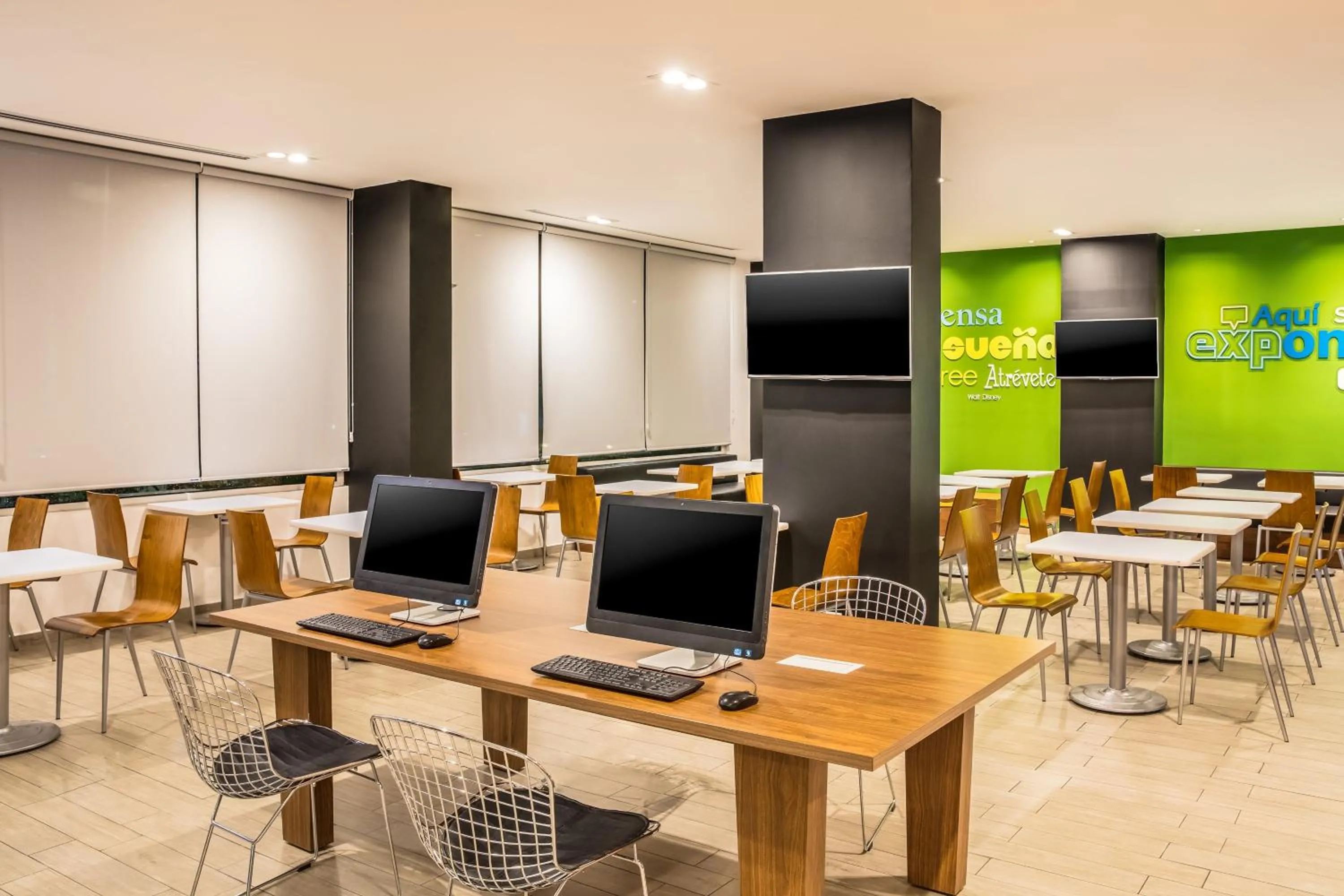 Business facilities in One Monterrey Aeropuerto