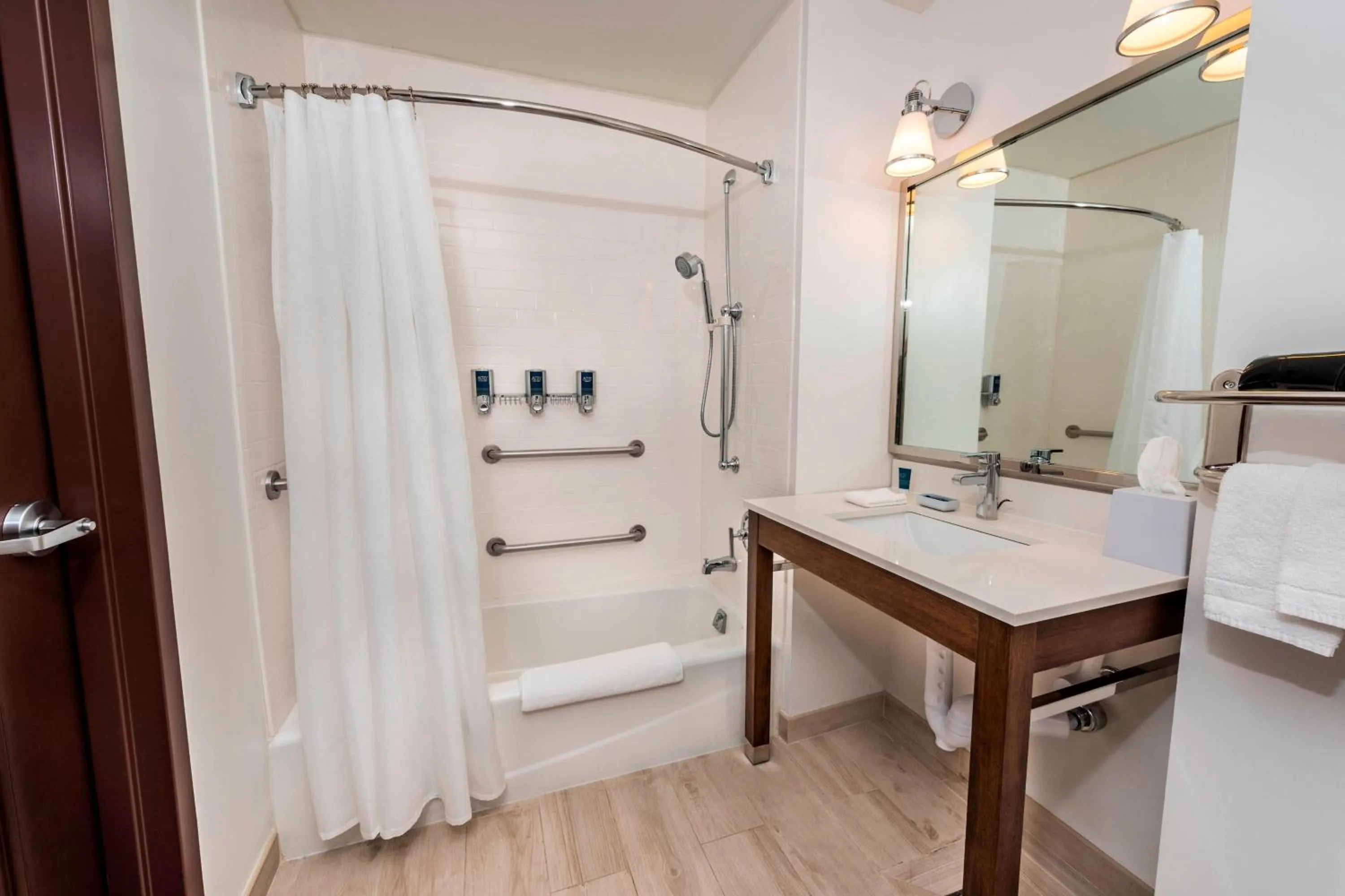 Bathroom in Four Points By Sheraton Houston Energy Corridor