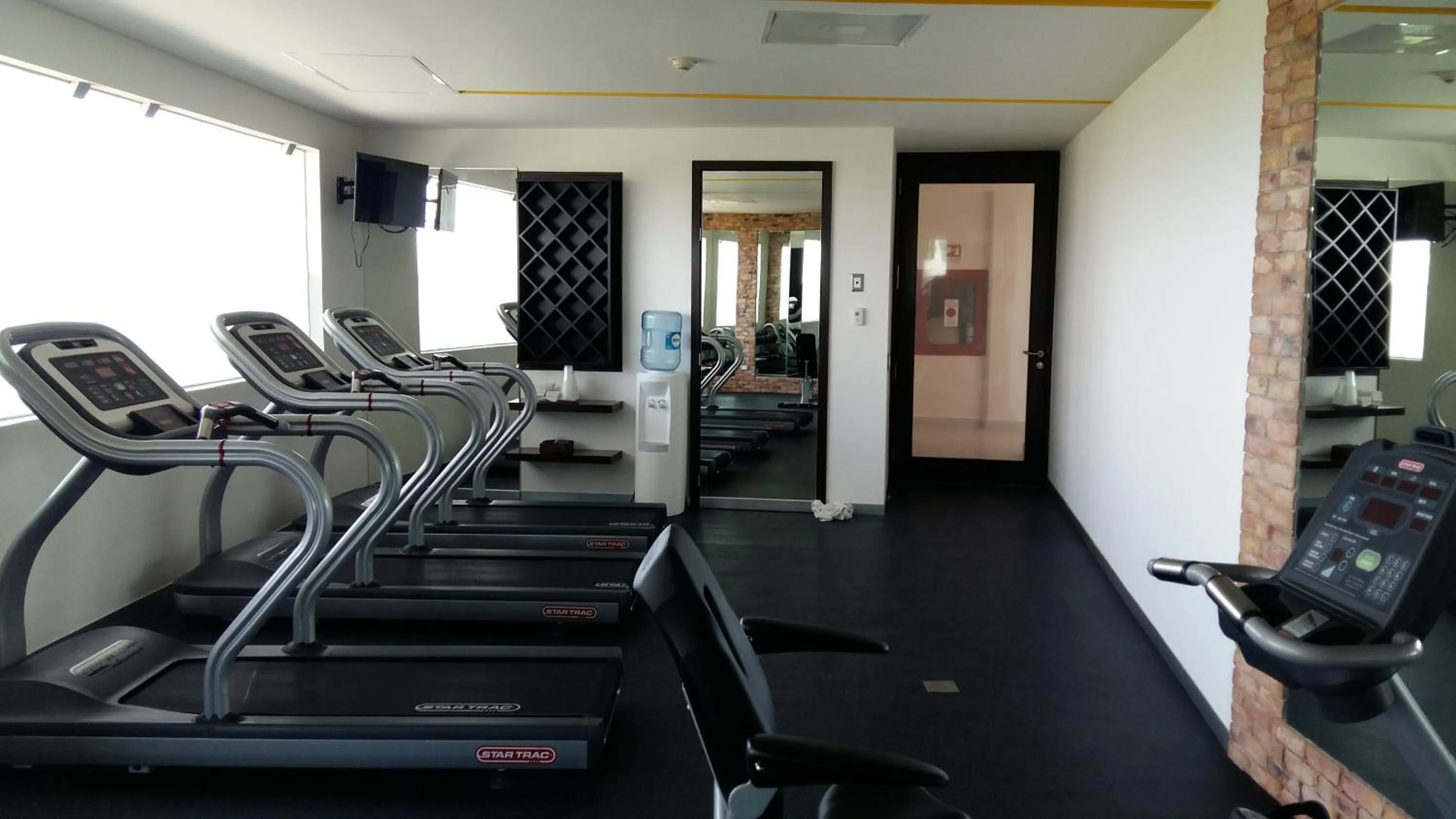 Fitness centre/facilities in Krystal Urban Cancun & Beach Club