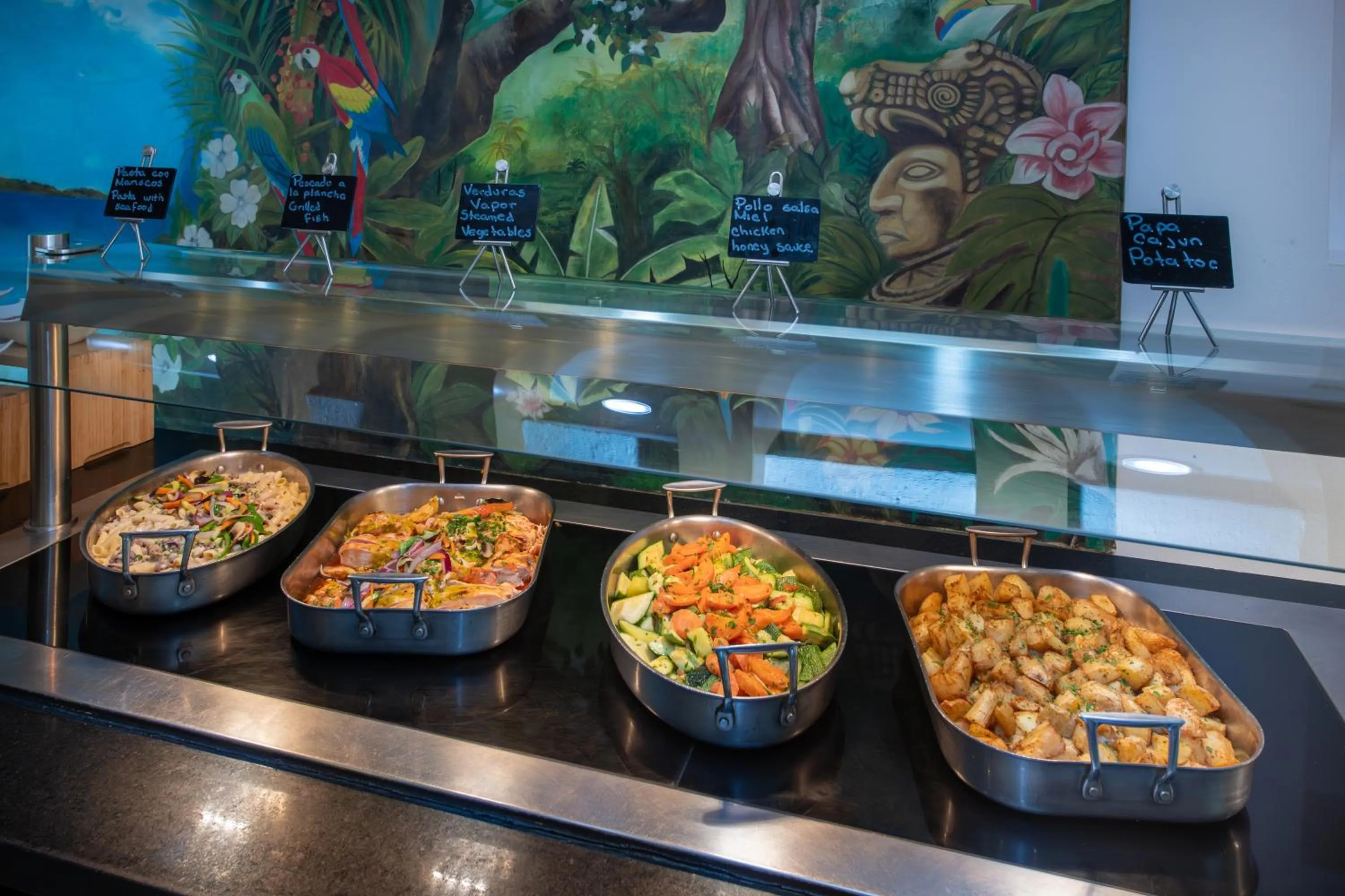 Buffet breakfast in Cancun Bay All Inclusive Hotel