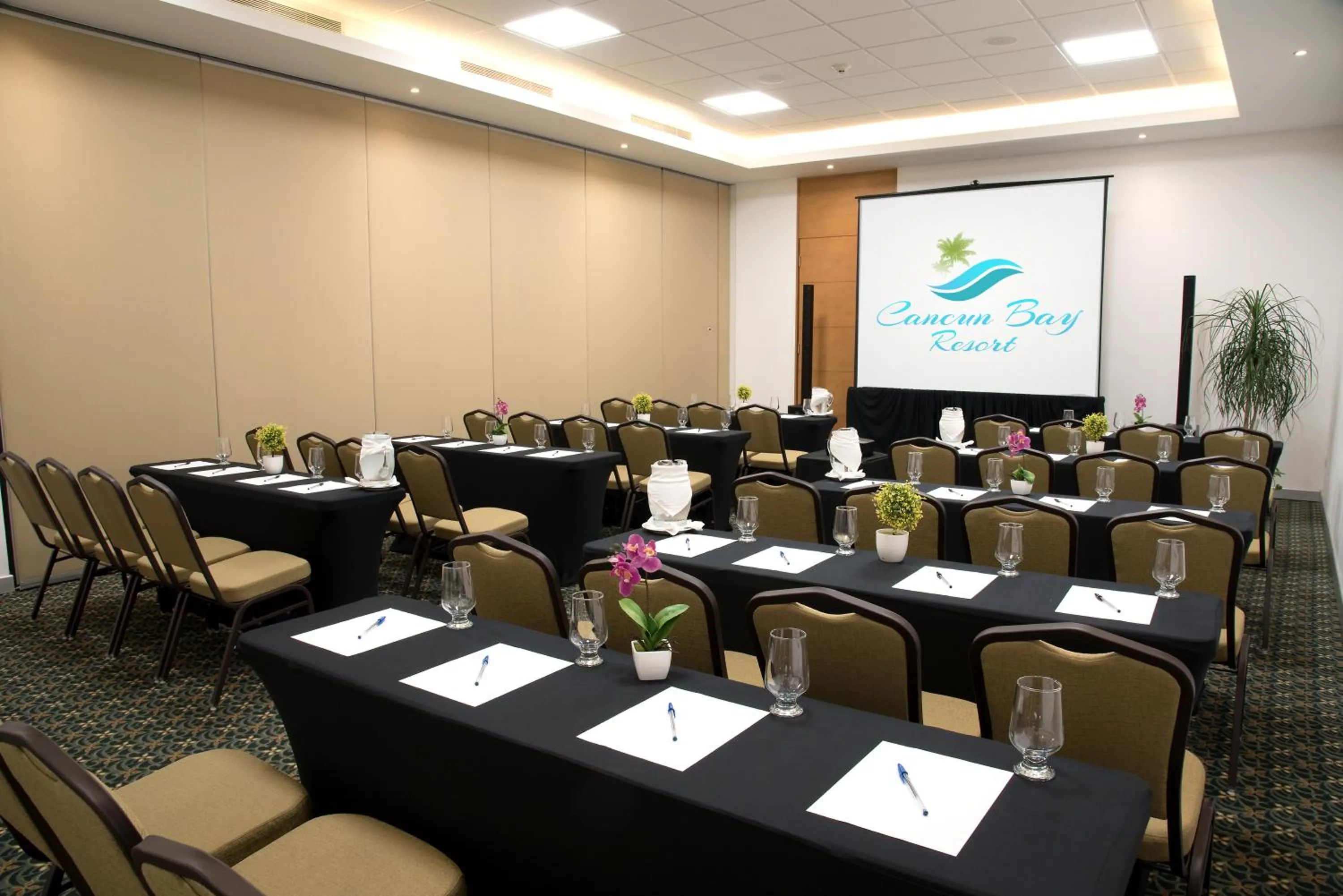 Meeting/conference room in Cancun Bay All Inclusive Hotel