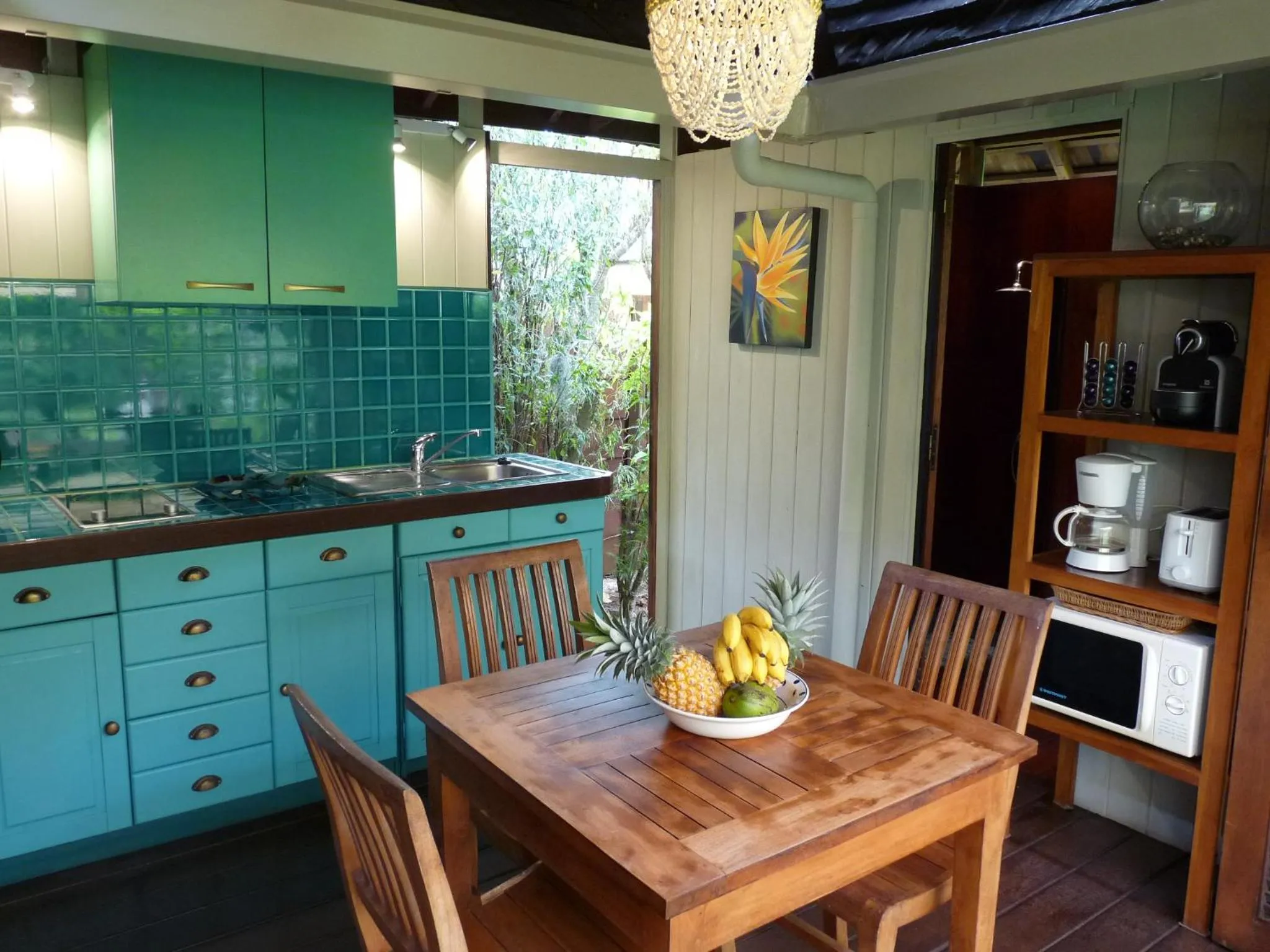 Kitchen or kitchenette in Poerani Moorea