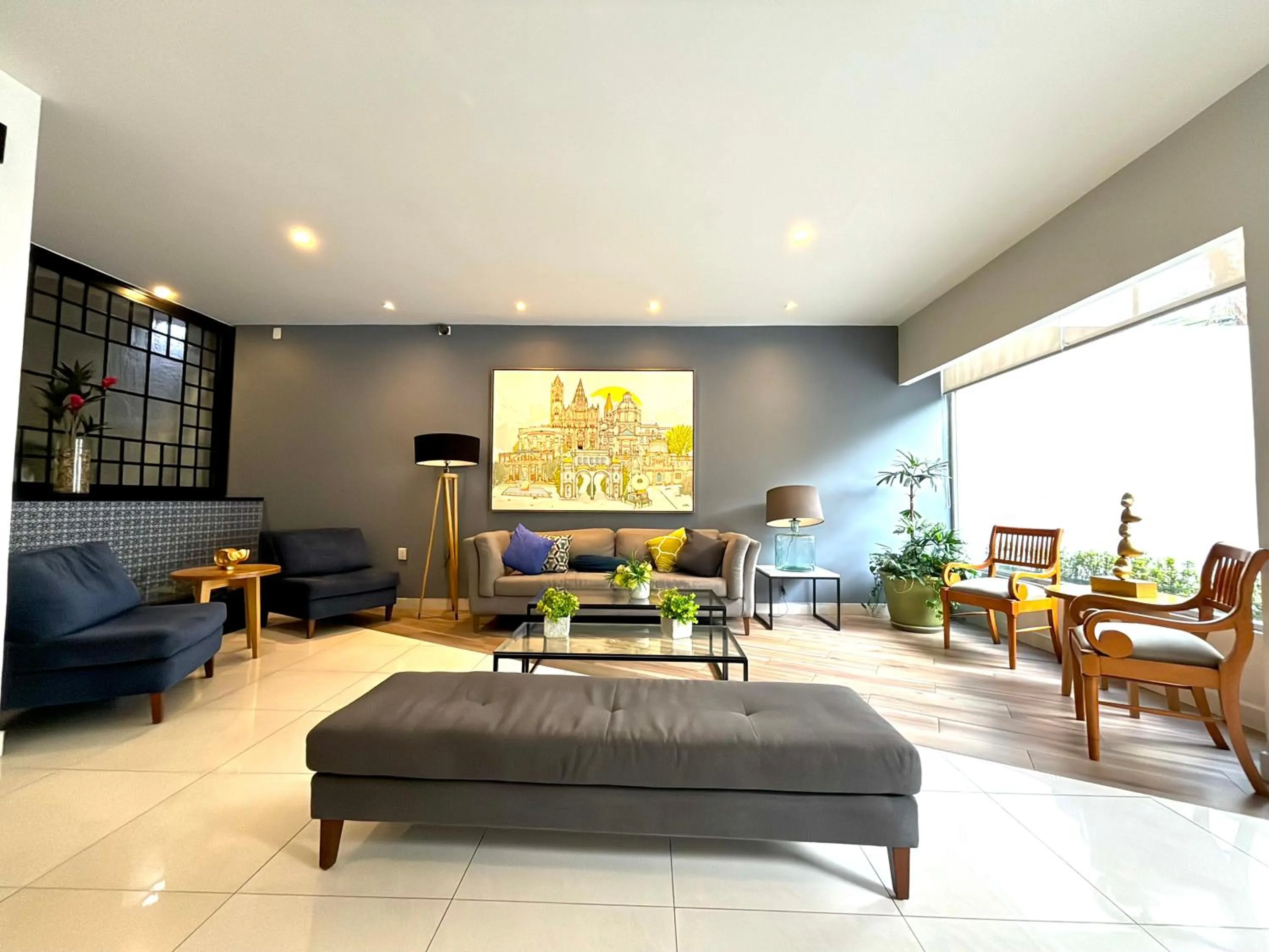 Lobby or reception in Hotel Arboledas Expo