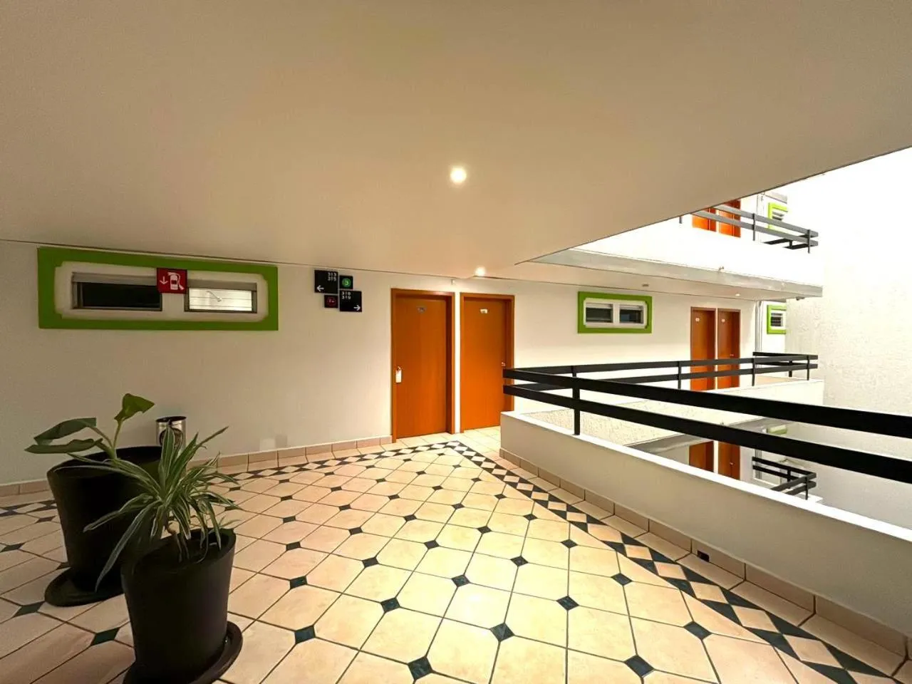 Property building in Hotel Arboledas Expo