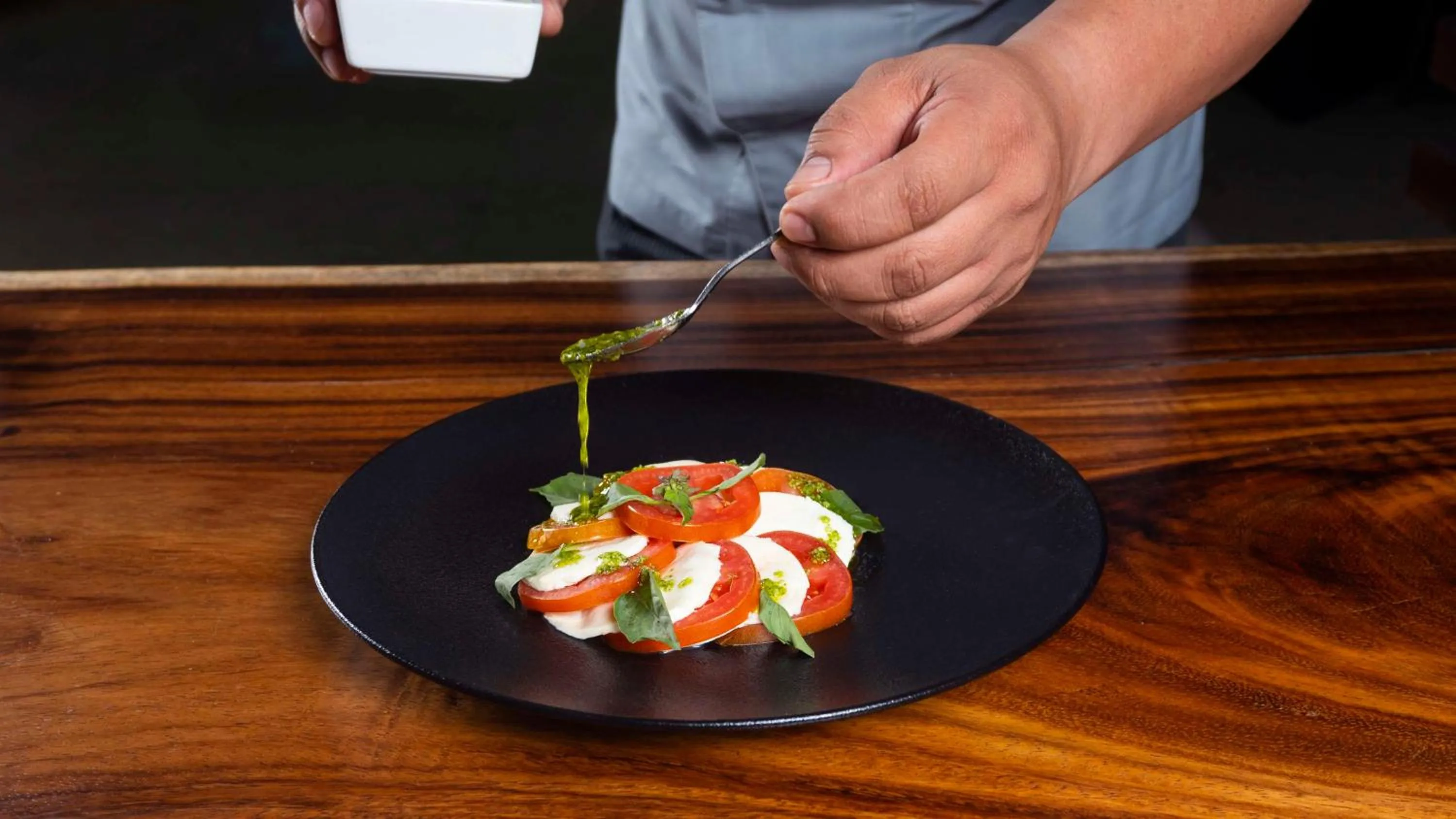 Restaurant/places to eat in NH Collection Mexico City Airport T2