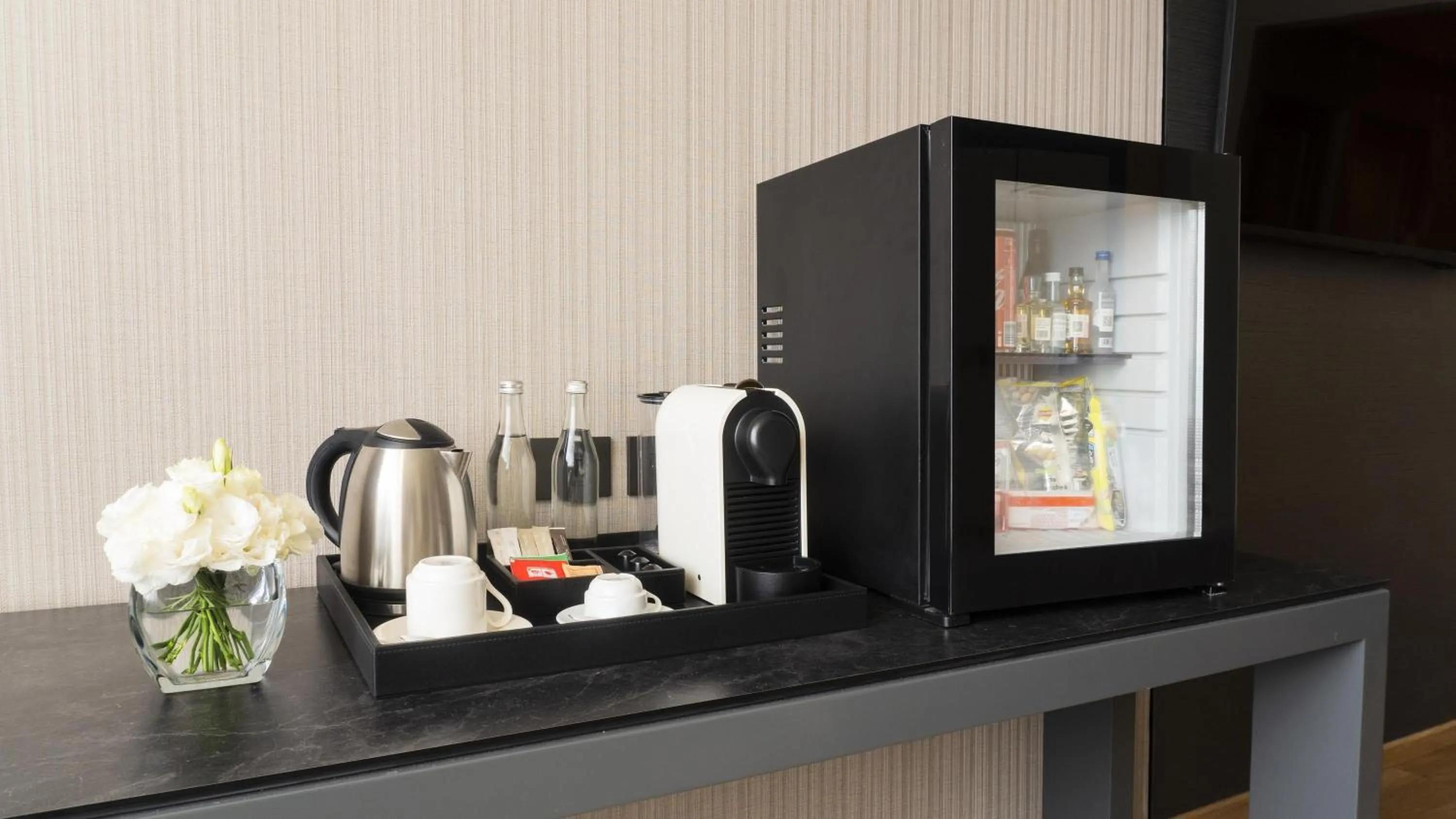 Bedroom in NH Collection Mexico City Airport T2