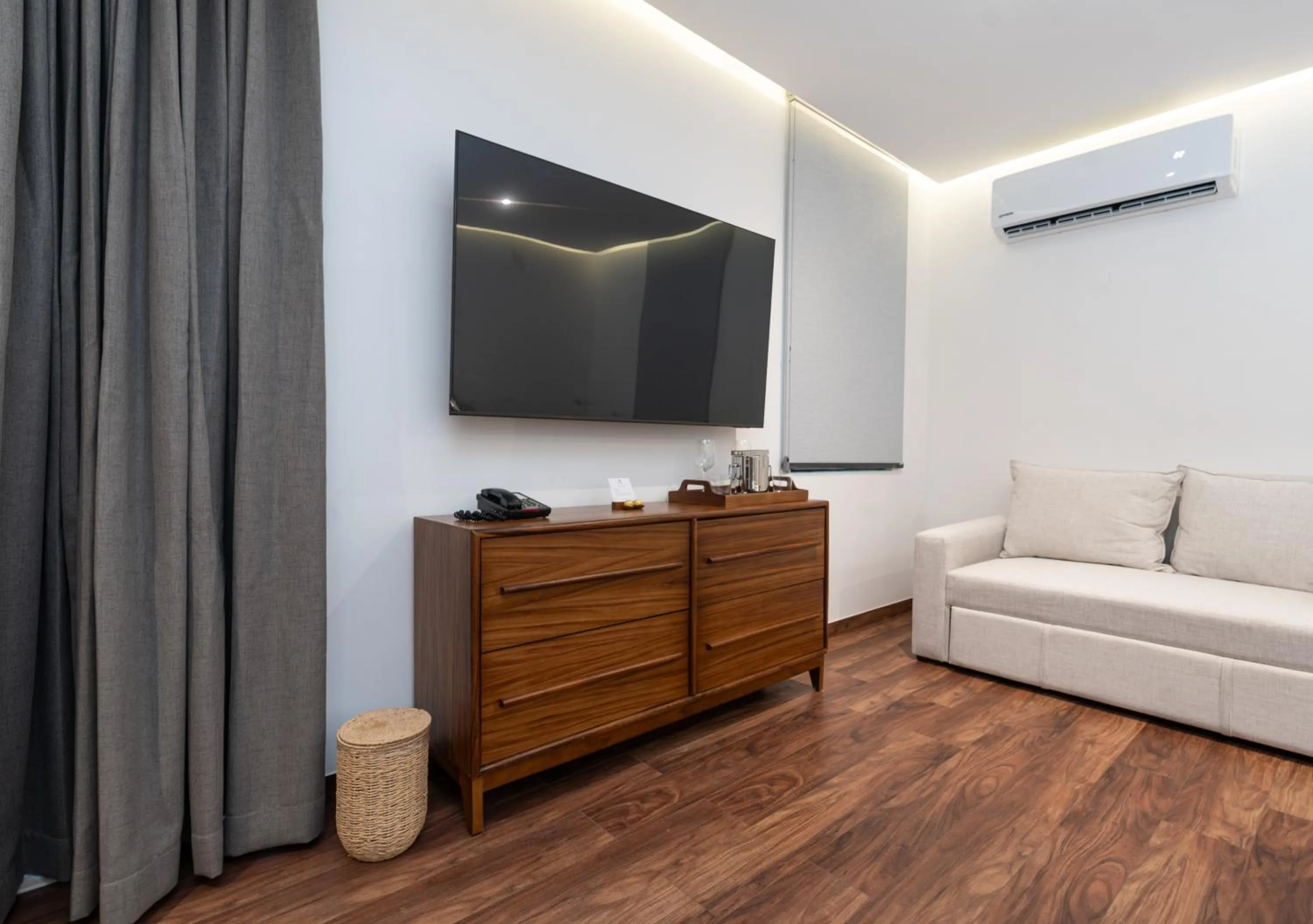 TV and multimedia in Na Balam Hotel