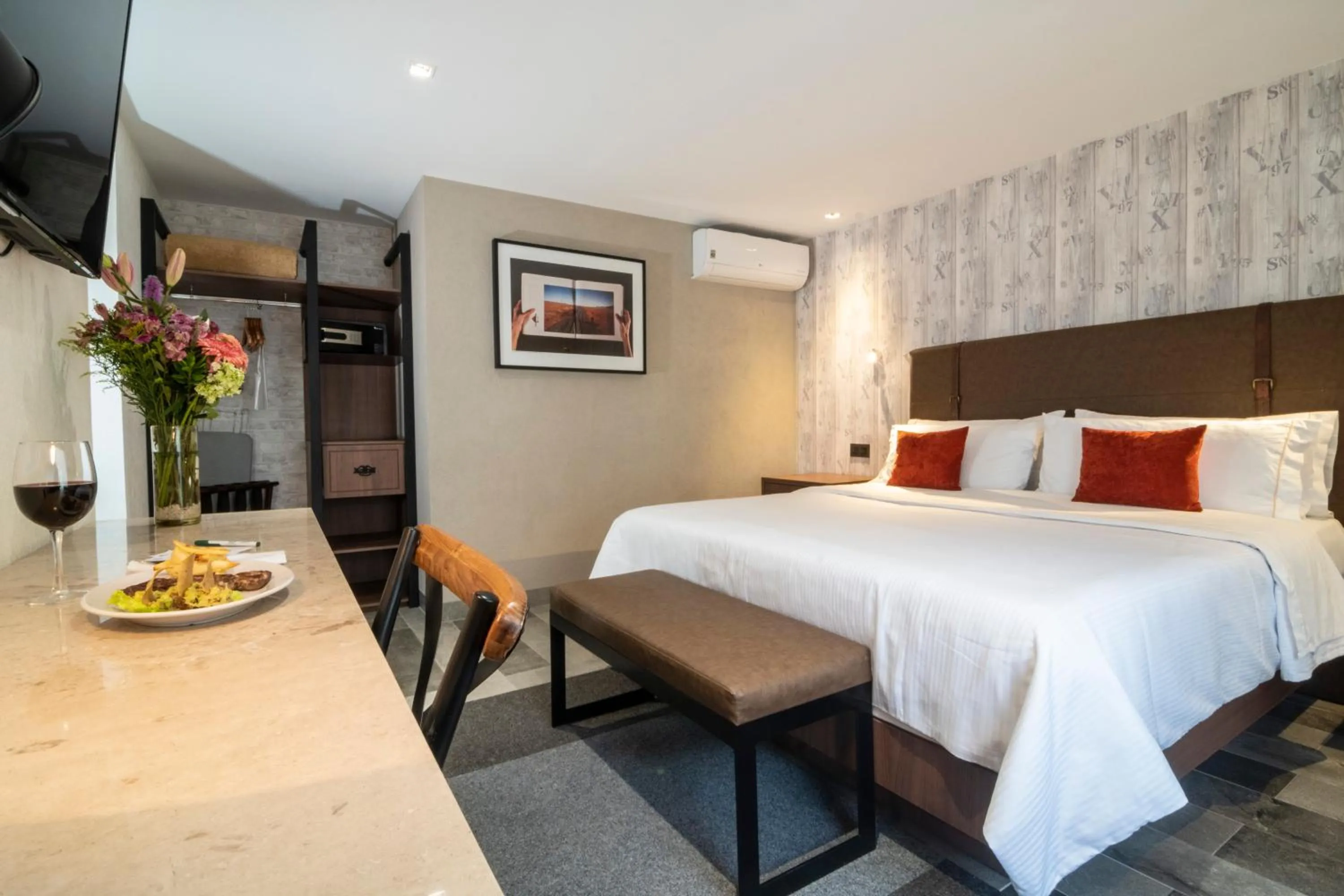 Bedroom, Bed in Hotel Ronda Minerva