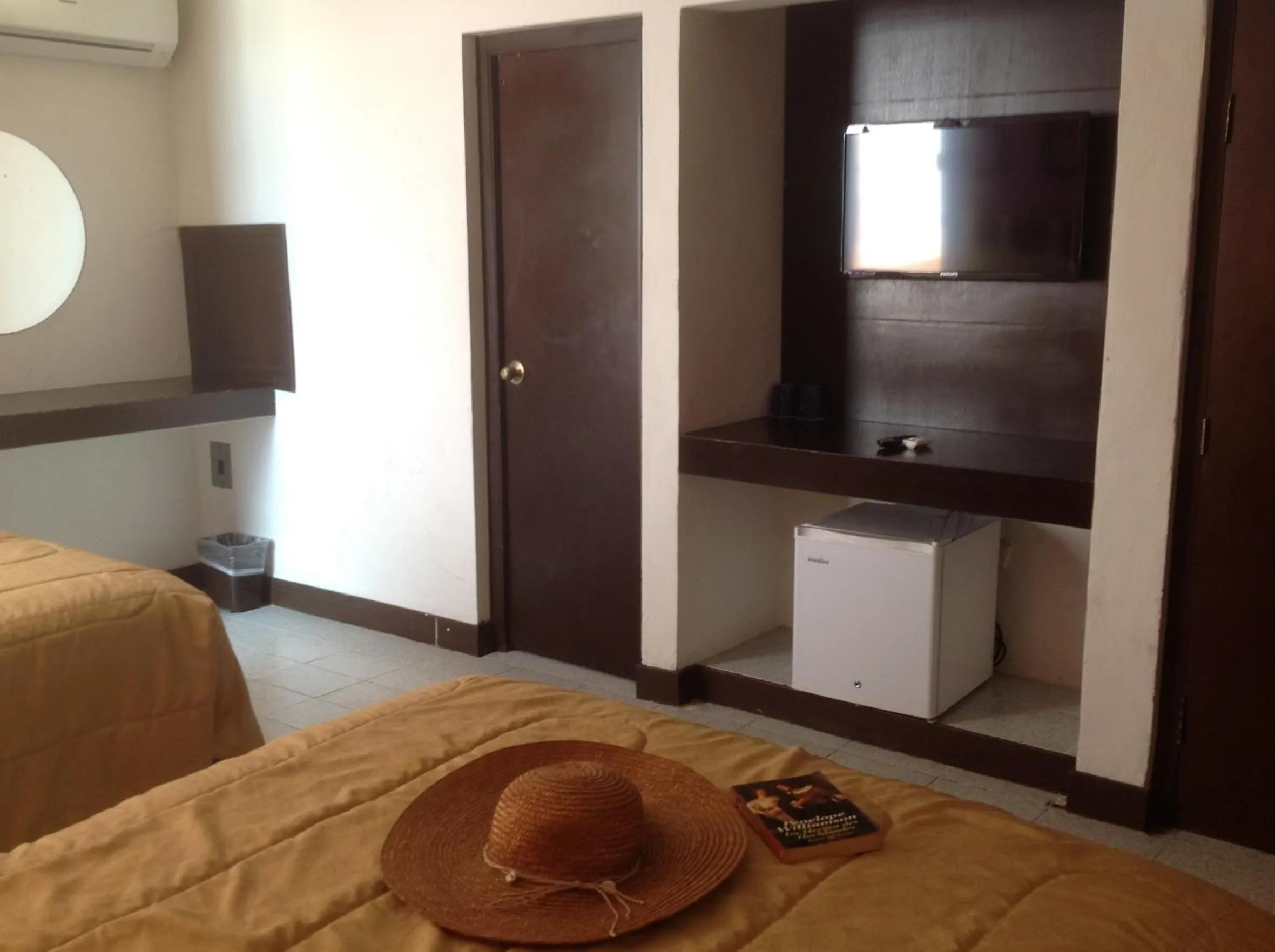 Photo of the whole room, Bed in Hotel Vista del Mar with Beach Club access included