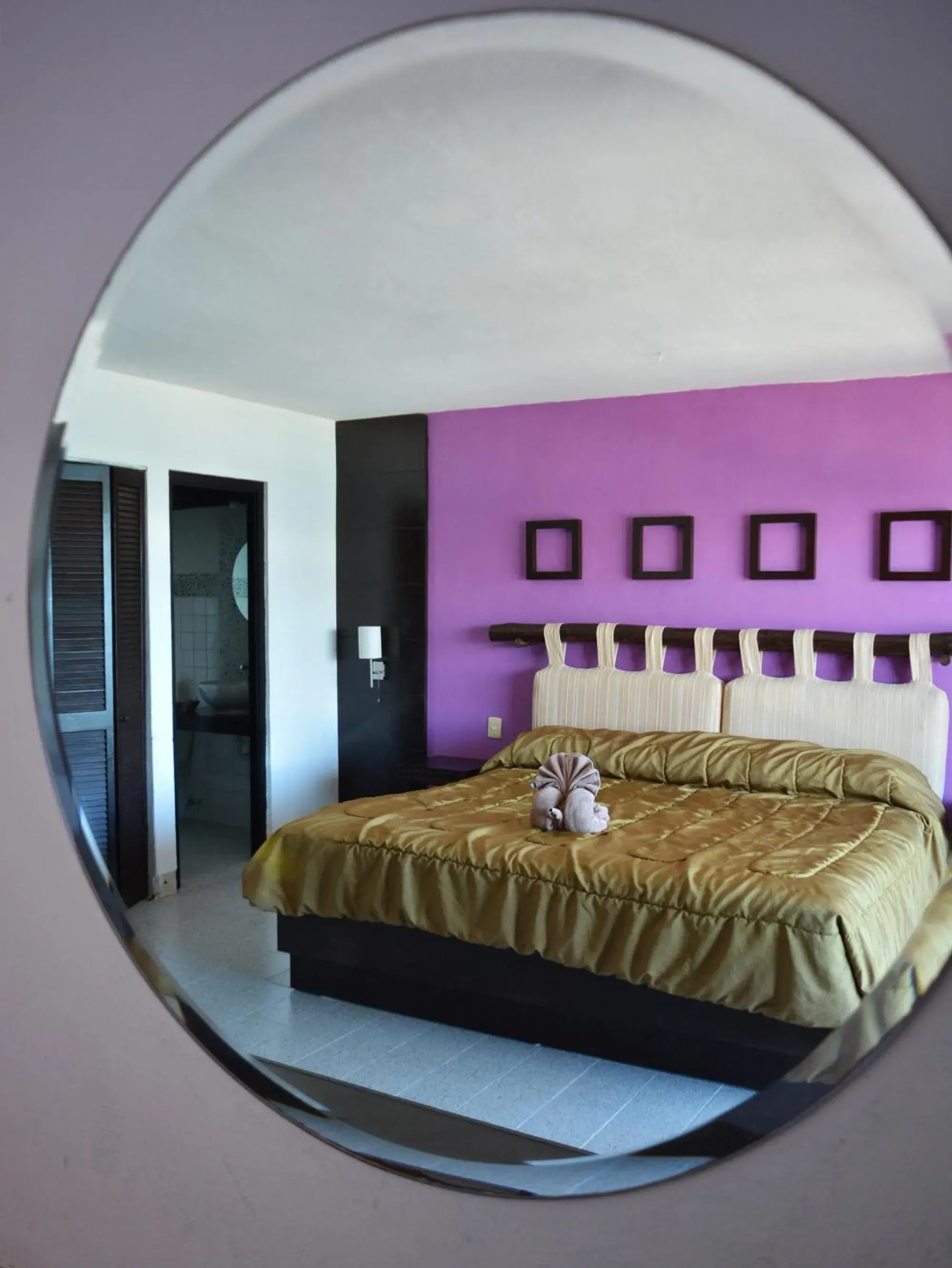 King Room Vista a la Plaza in Hotel Vista del Mar with Beach Club access included King Room Vista a la Plaza in Hotel Vista del Mar with Beach Club access included