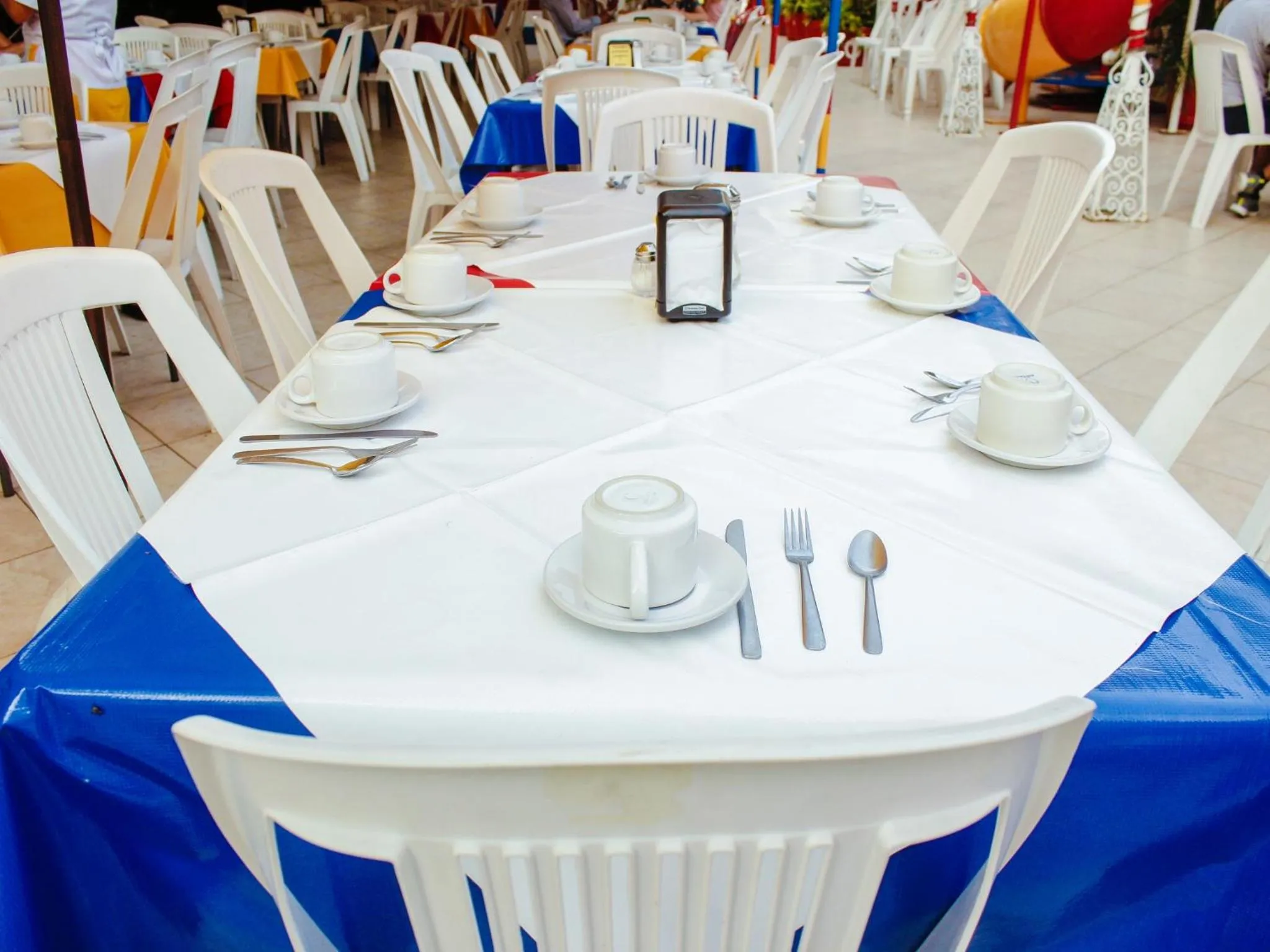 Restaurant/places to eat in Sands Acapulco Hotel & Bungalows