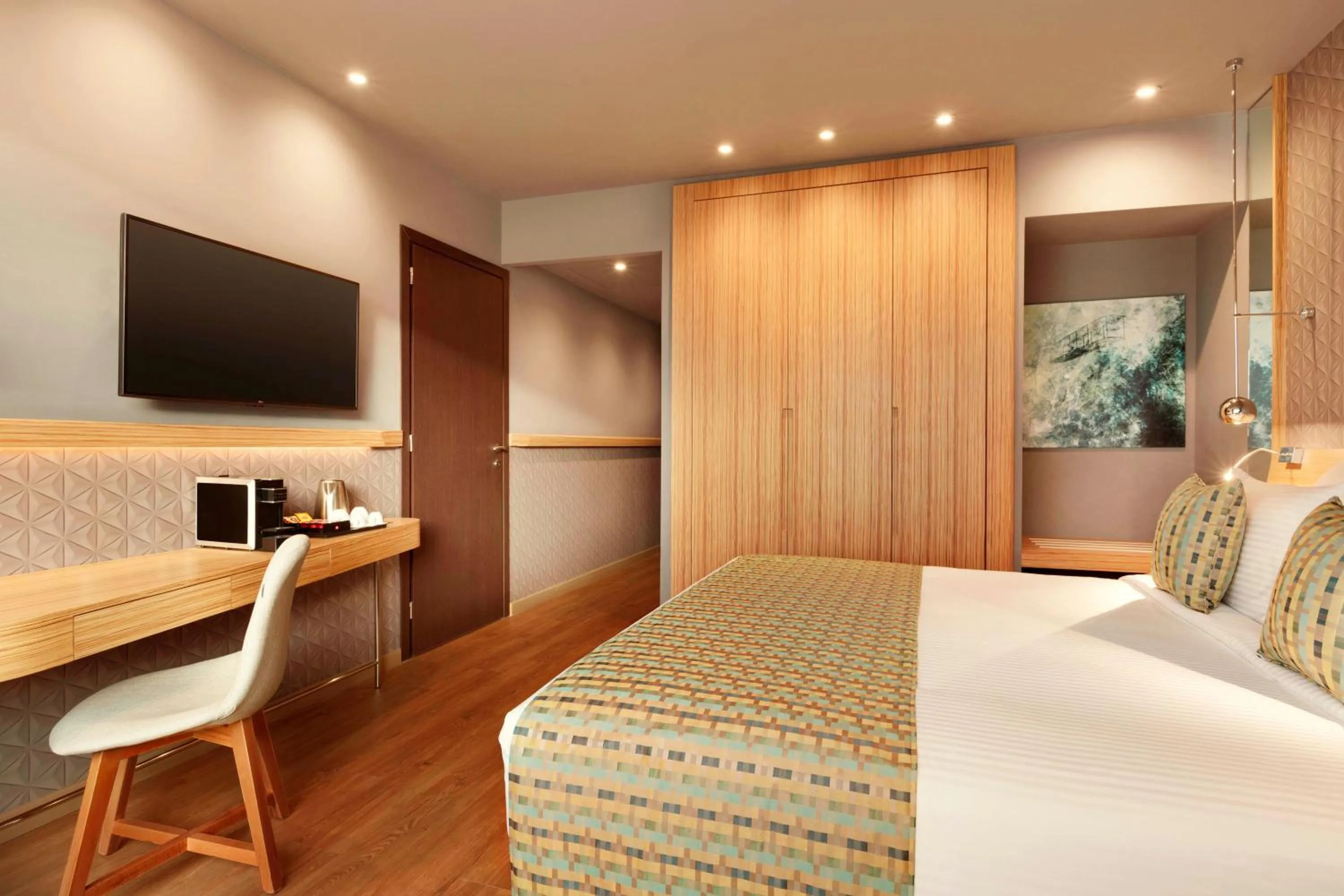 Bed in Zeus Wyndham Grand Athens