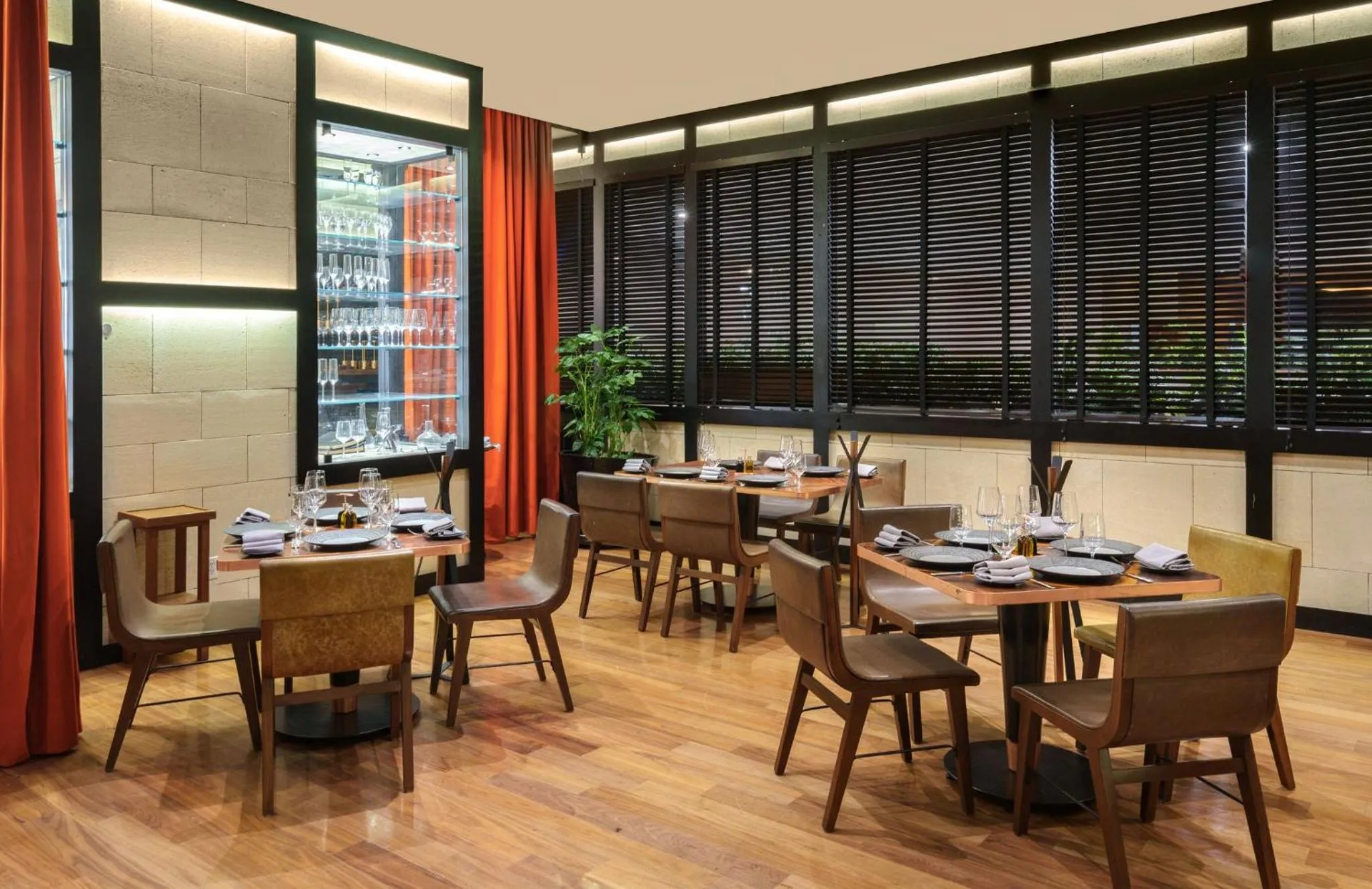 Restaurant/places to eat in Presidente InterContinental Mexico City by IHG