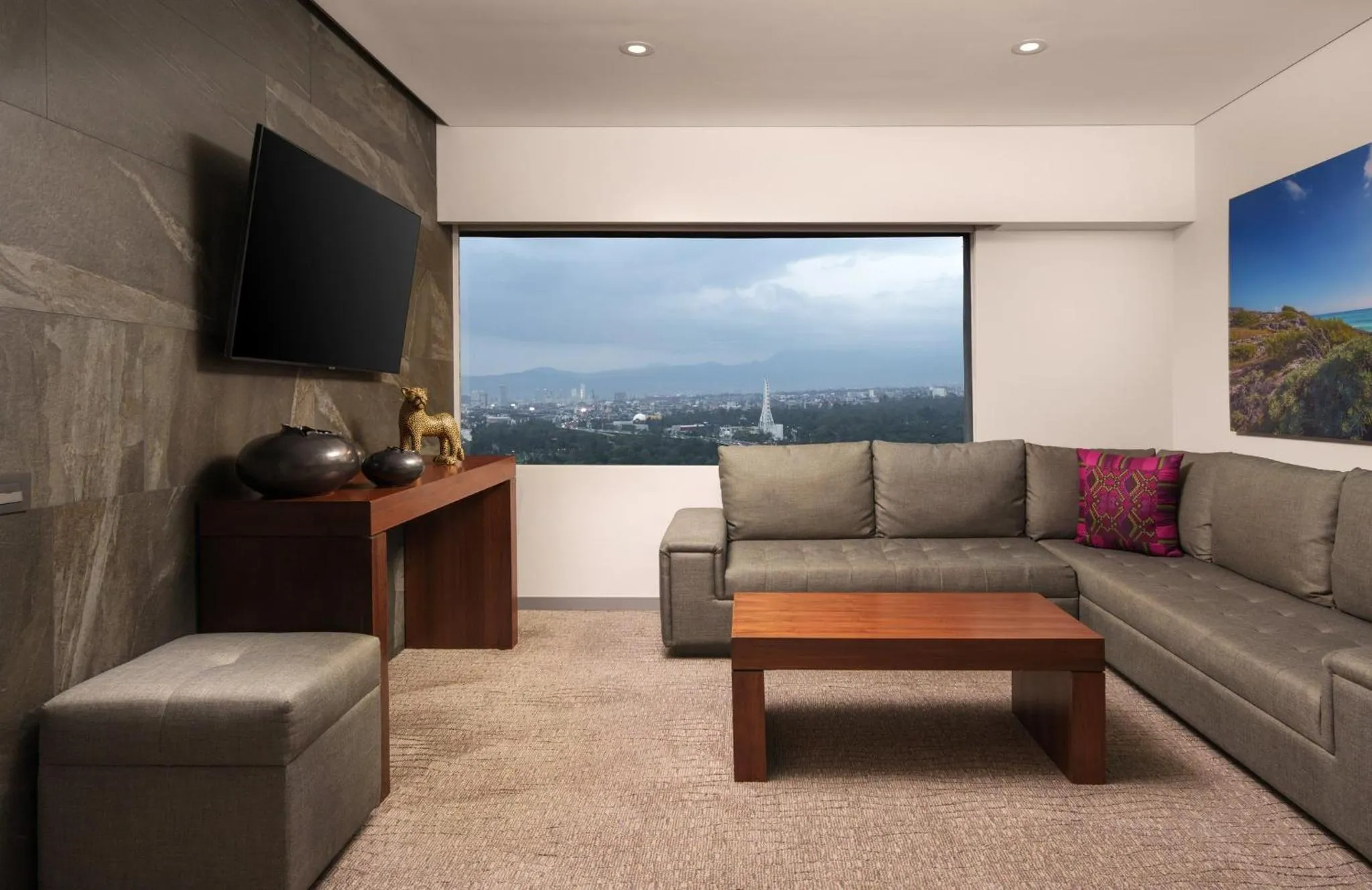 Photo of the whole room in Presidente InterContinental Mexico City by IHG