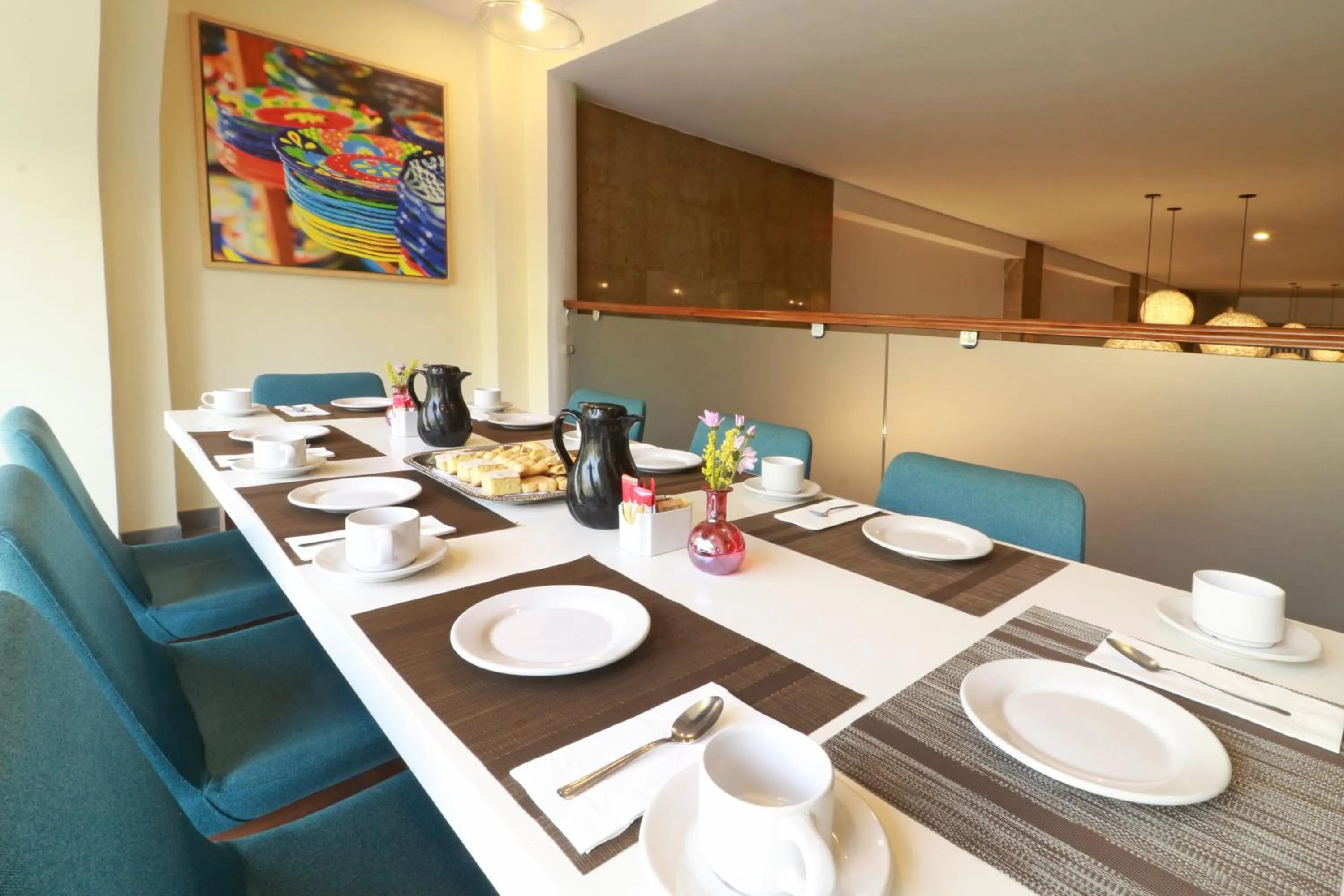 Restaurant/places to eat in Holiday Inn Hotel & Suites Centro Historico by IHG