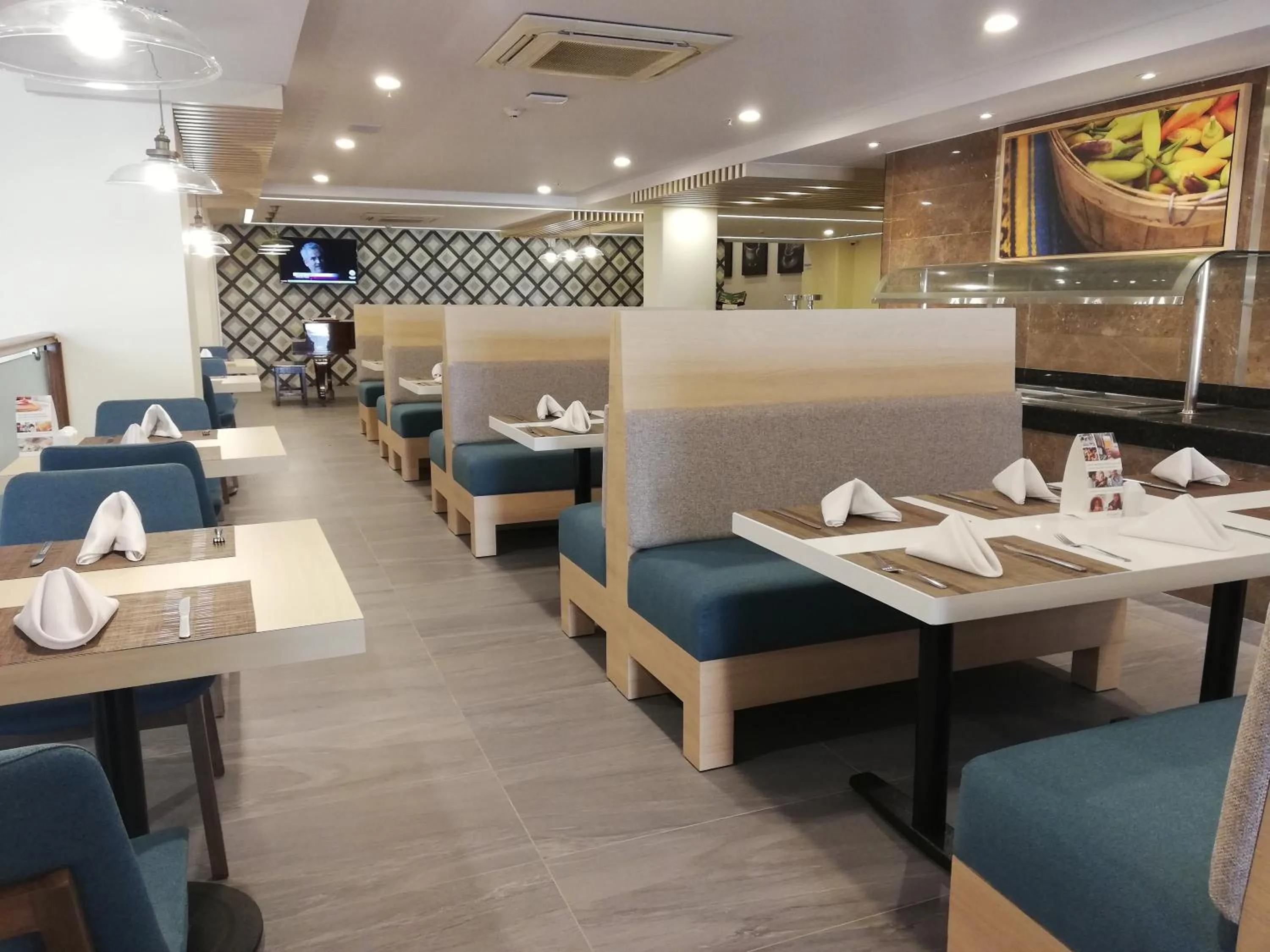 Restaurant/places to eat in Holiday Inn Hotel & Suites Centro Historico by IHG