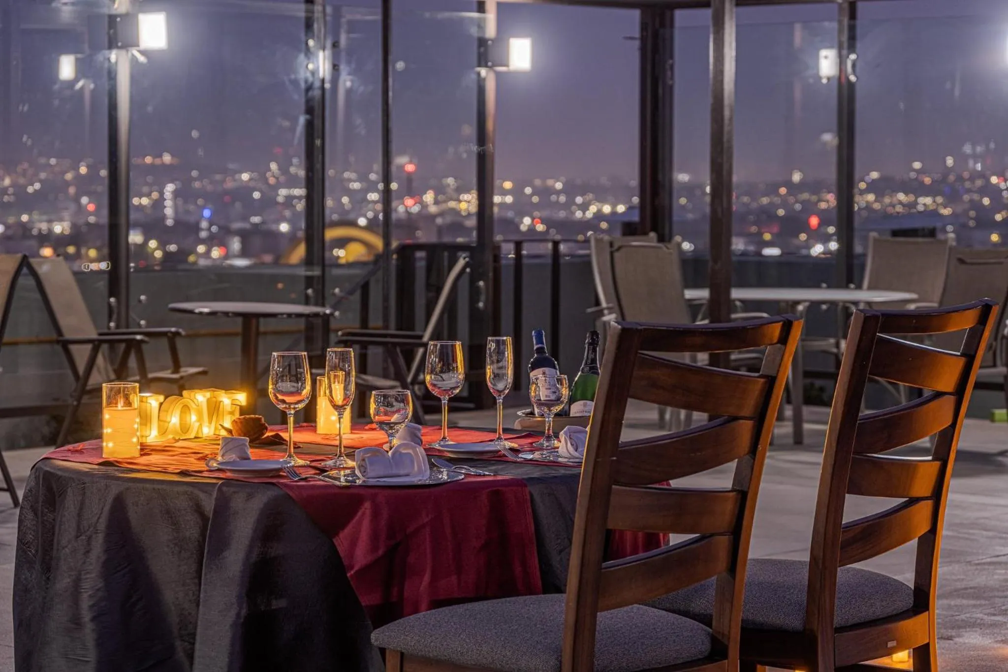 Meeting/conference room in Holiday Inn Guadalajara Select by IHG