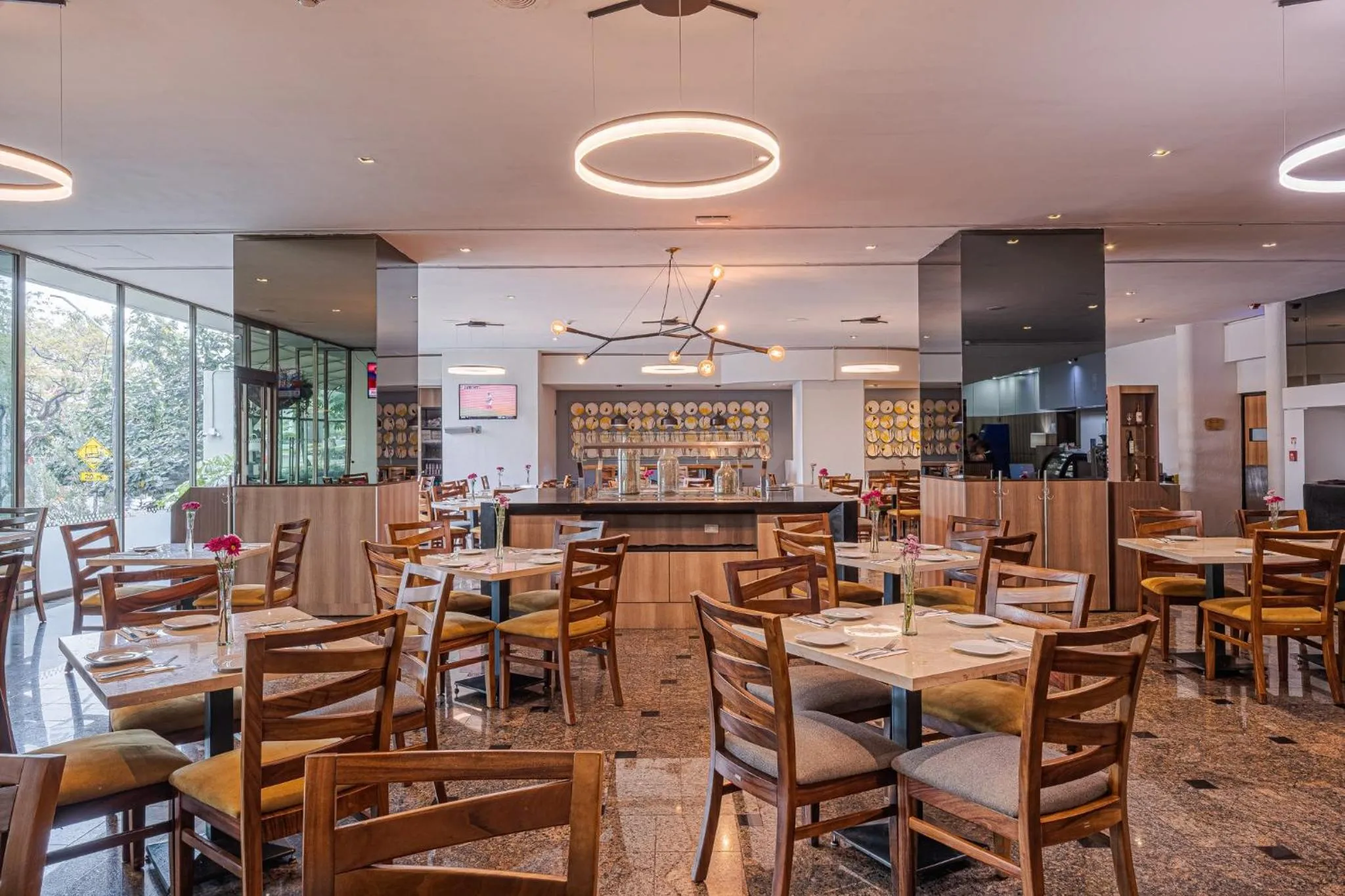 Restaurant/places to eat in Holiday Inn Guadalajara Select by IHG