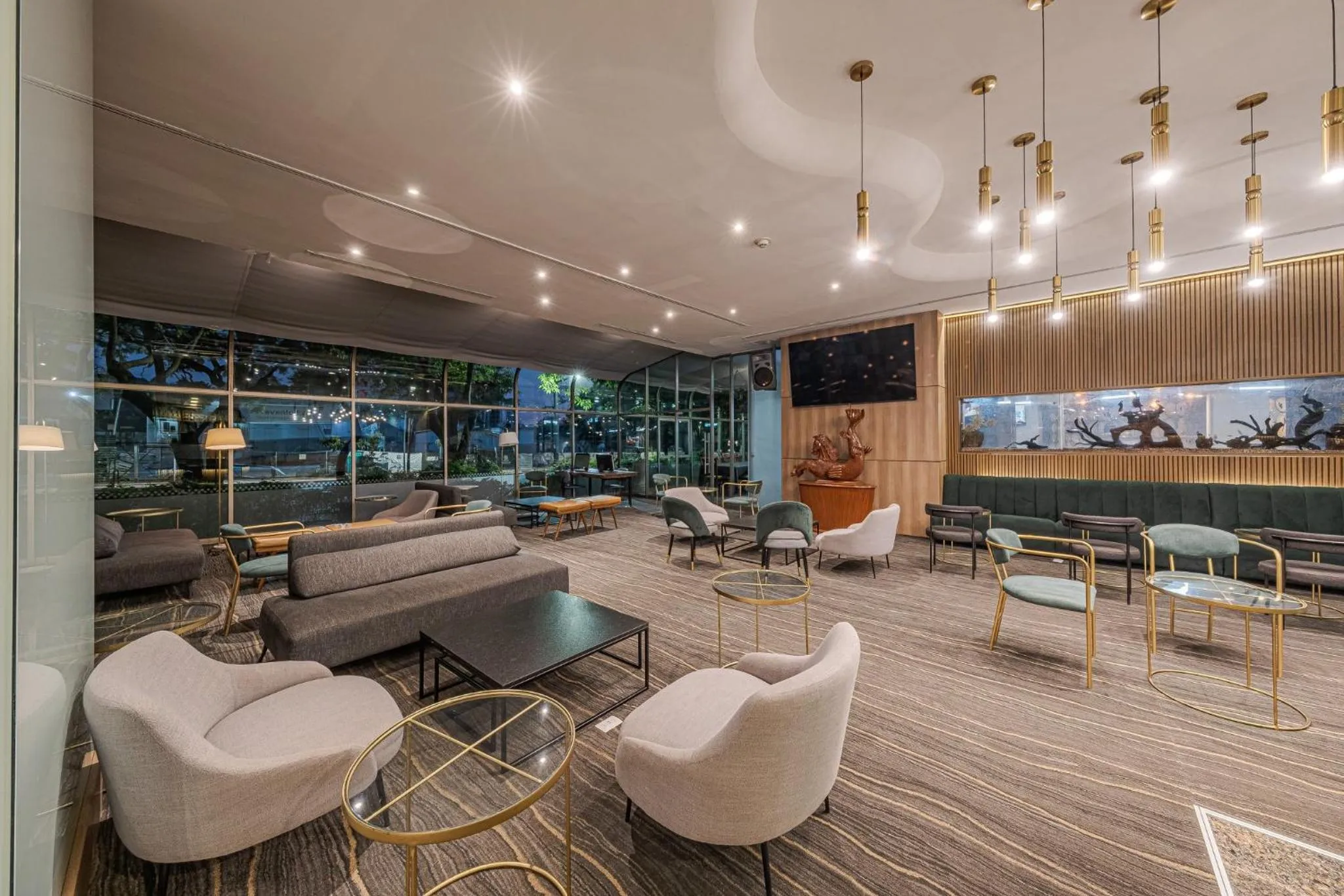 Lounge or bar in Holiday Inn Guadalajara Select by IHG