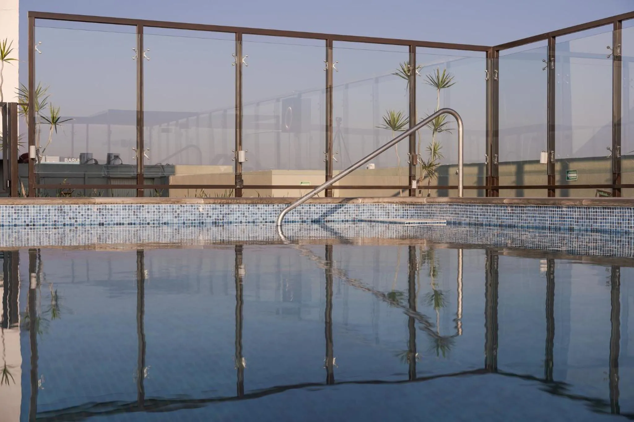 Swimming pool in Holiday Inn Guadalajara Select by IHG