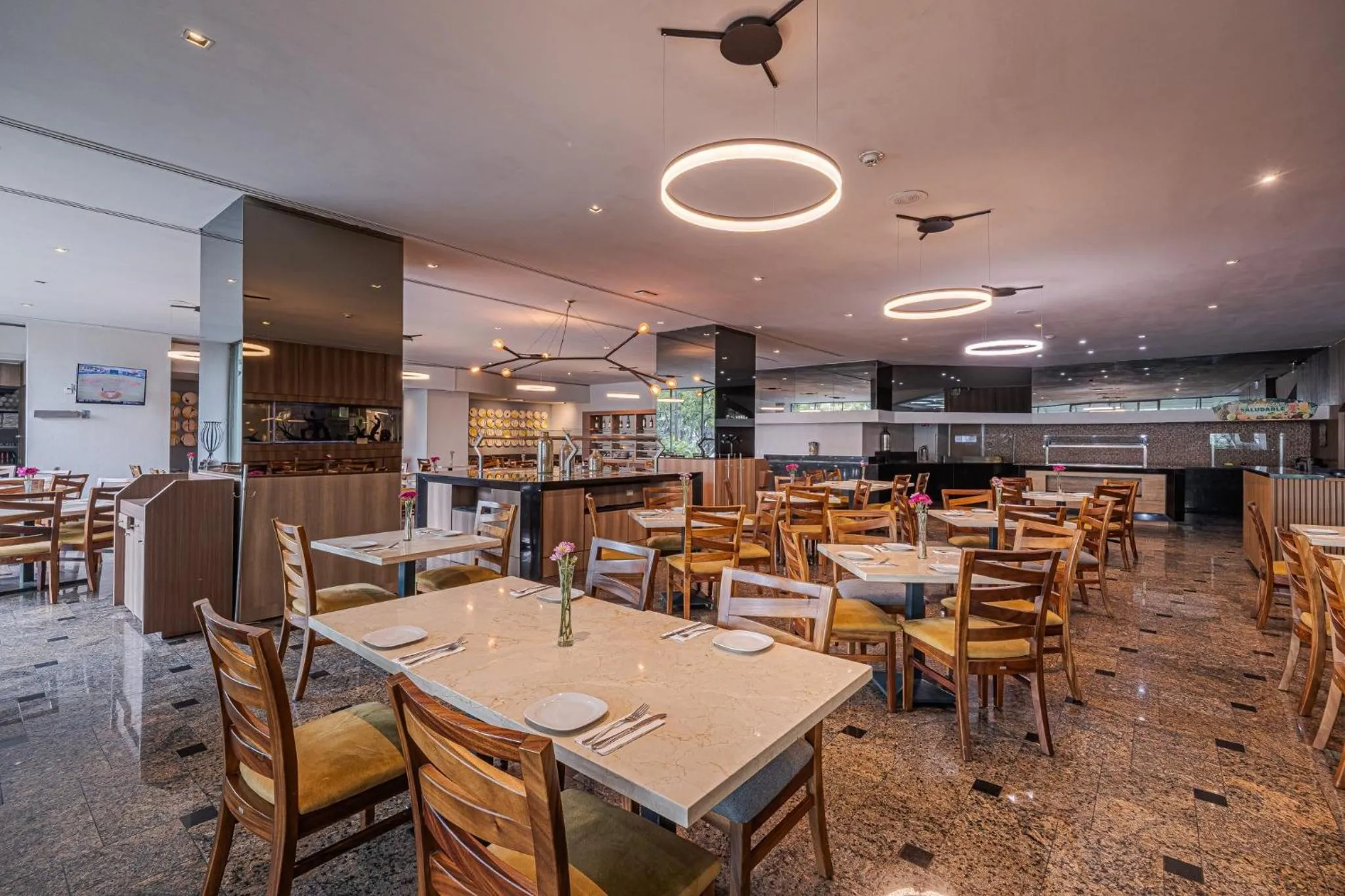 Restaurant/places to eat in Holiday Inn Guadalajara Select by IHG