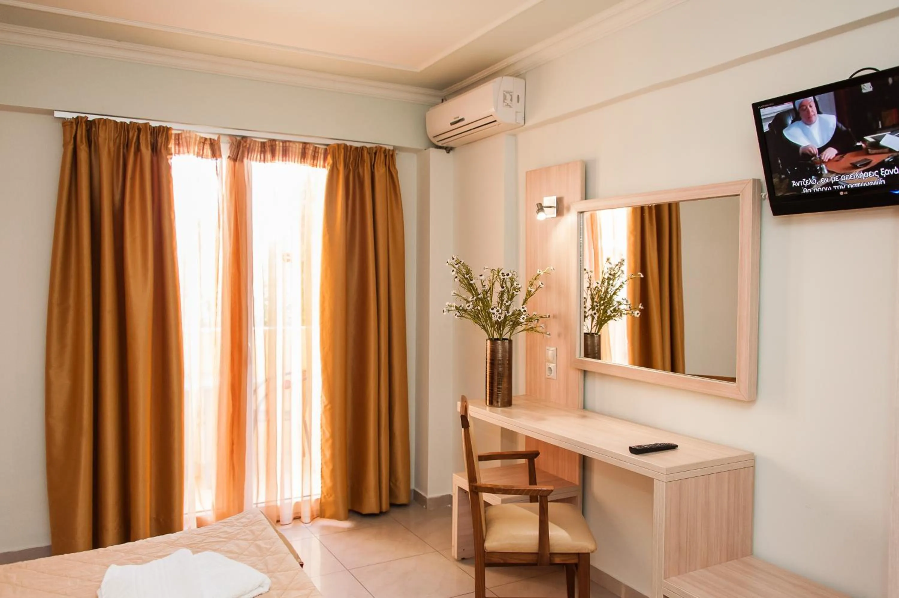 Day, Bed in Zante Plaza Hotel & Apartments