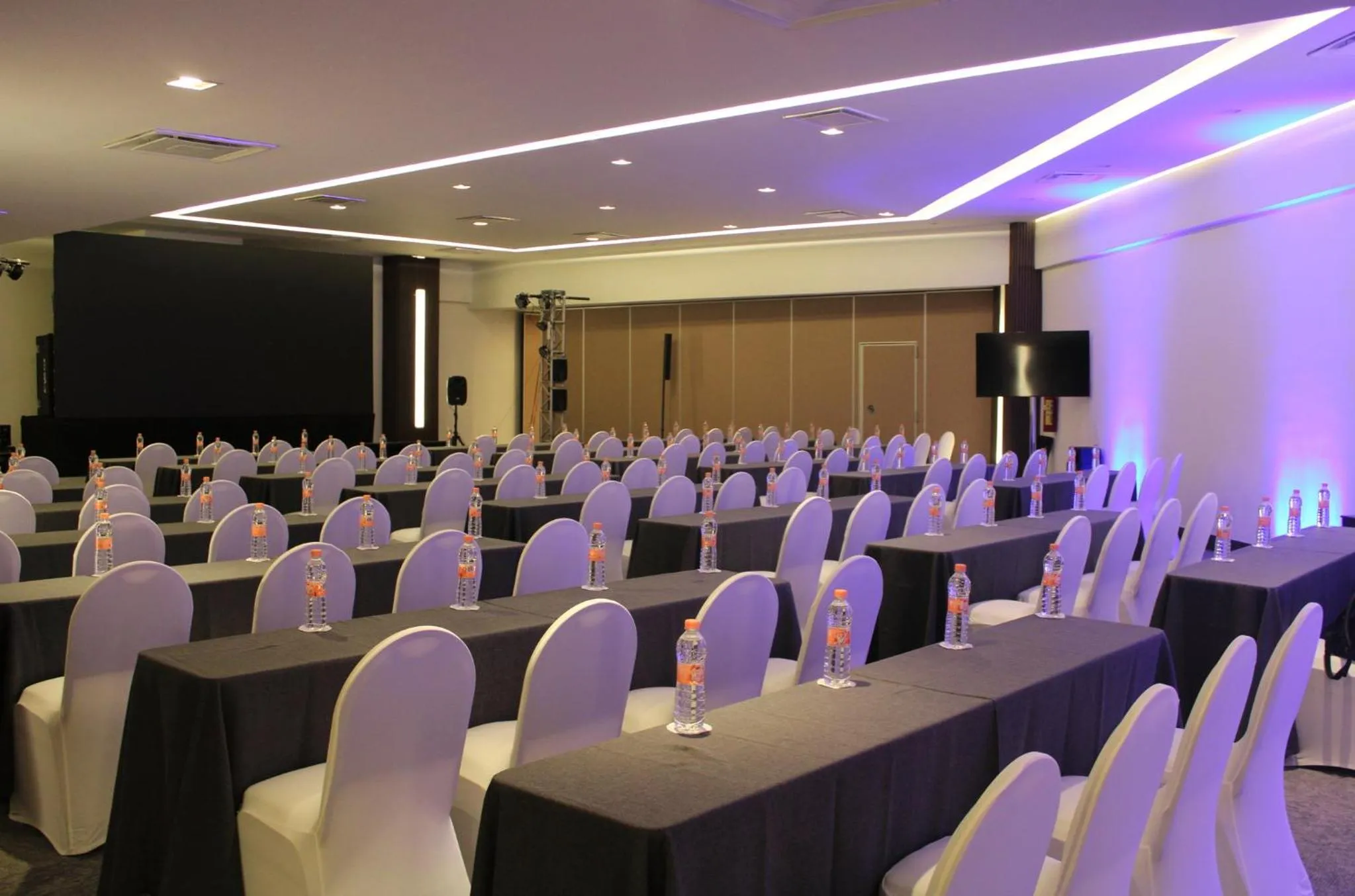 Meeting/conference room in Holiday Inn Mexico Dali Airport by IHG