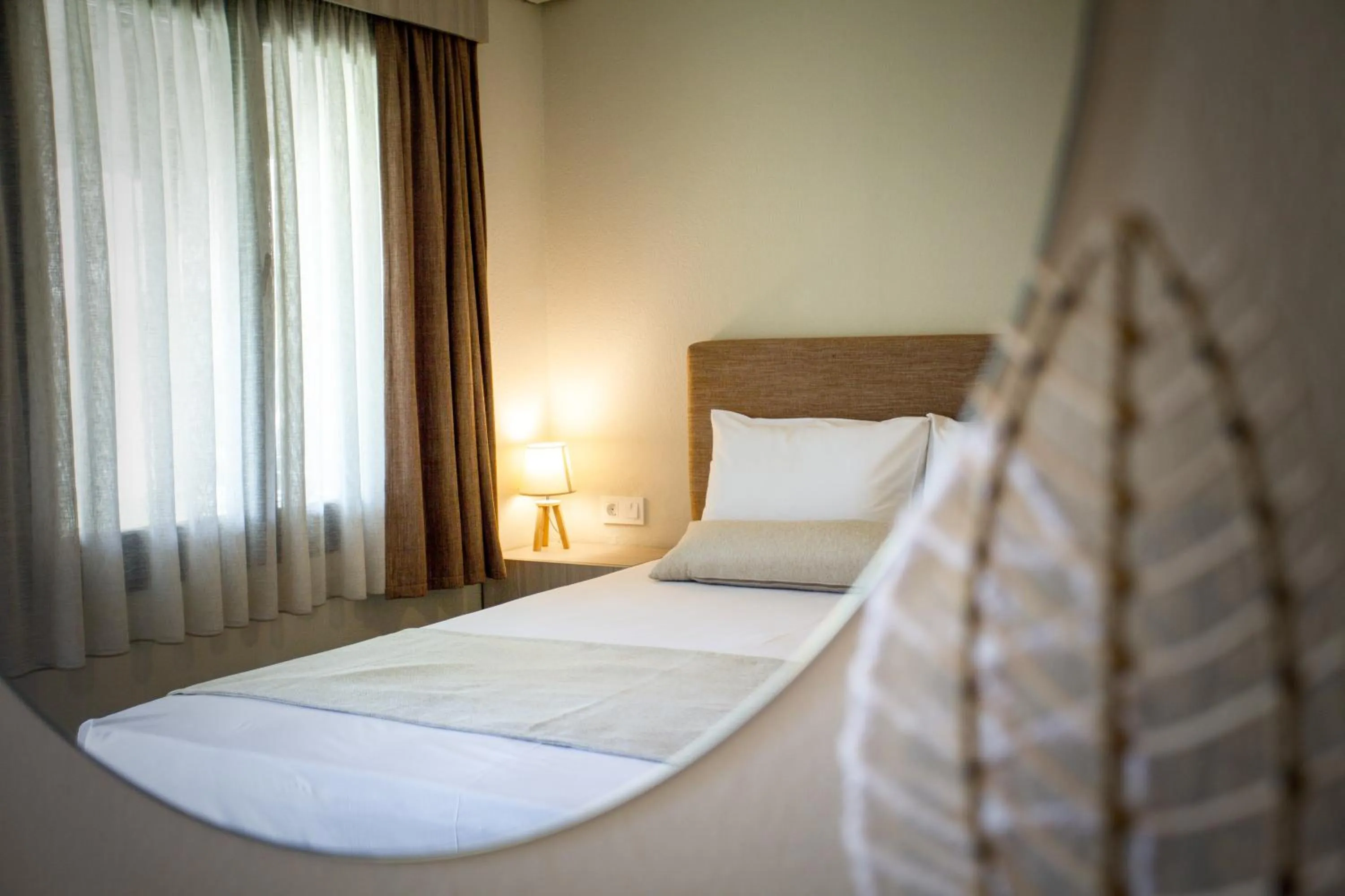 Bed in Maistrali Beach Studios