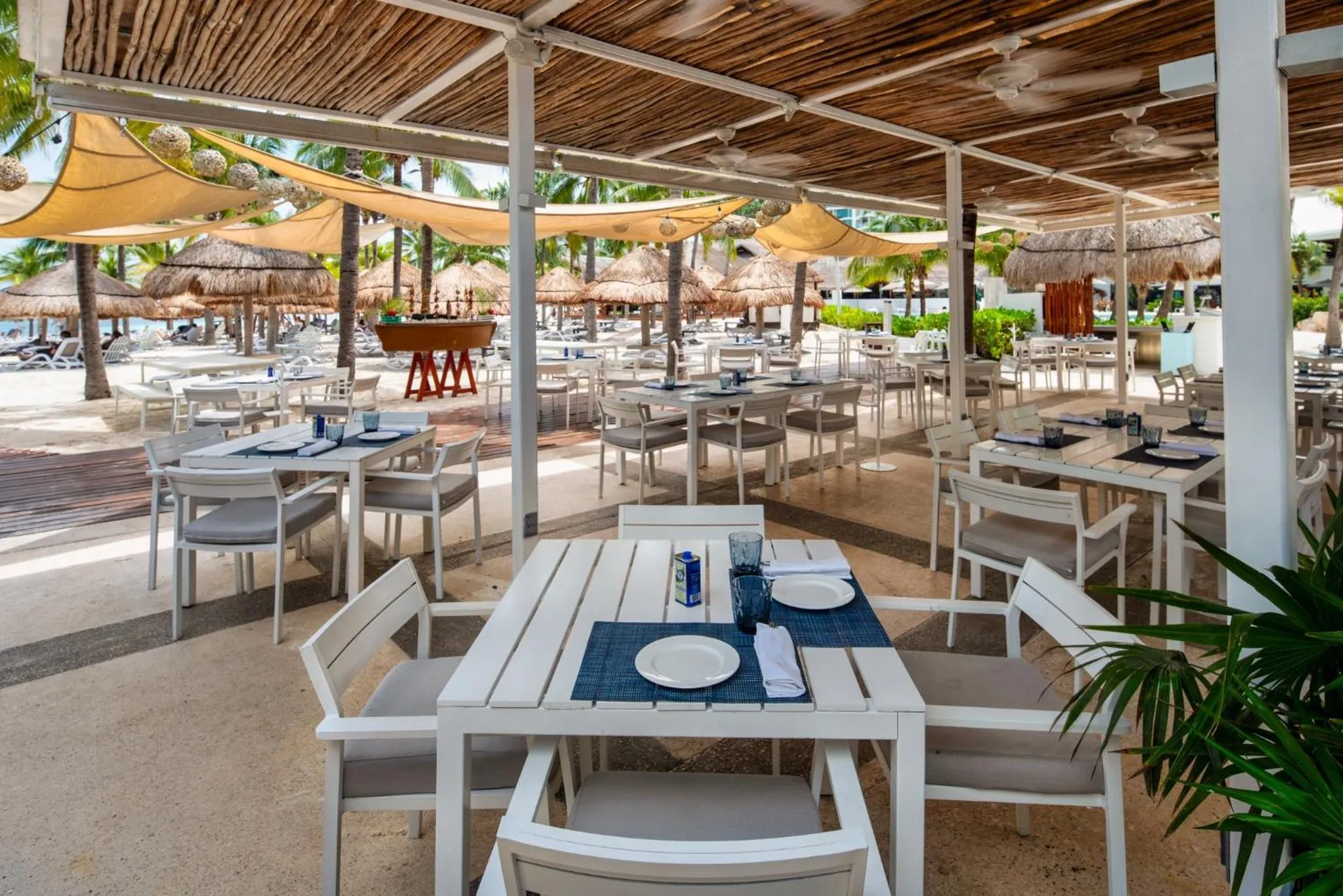 Restaurant/places to eat in Presidente InterContinental Cancun Resort