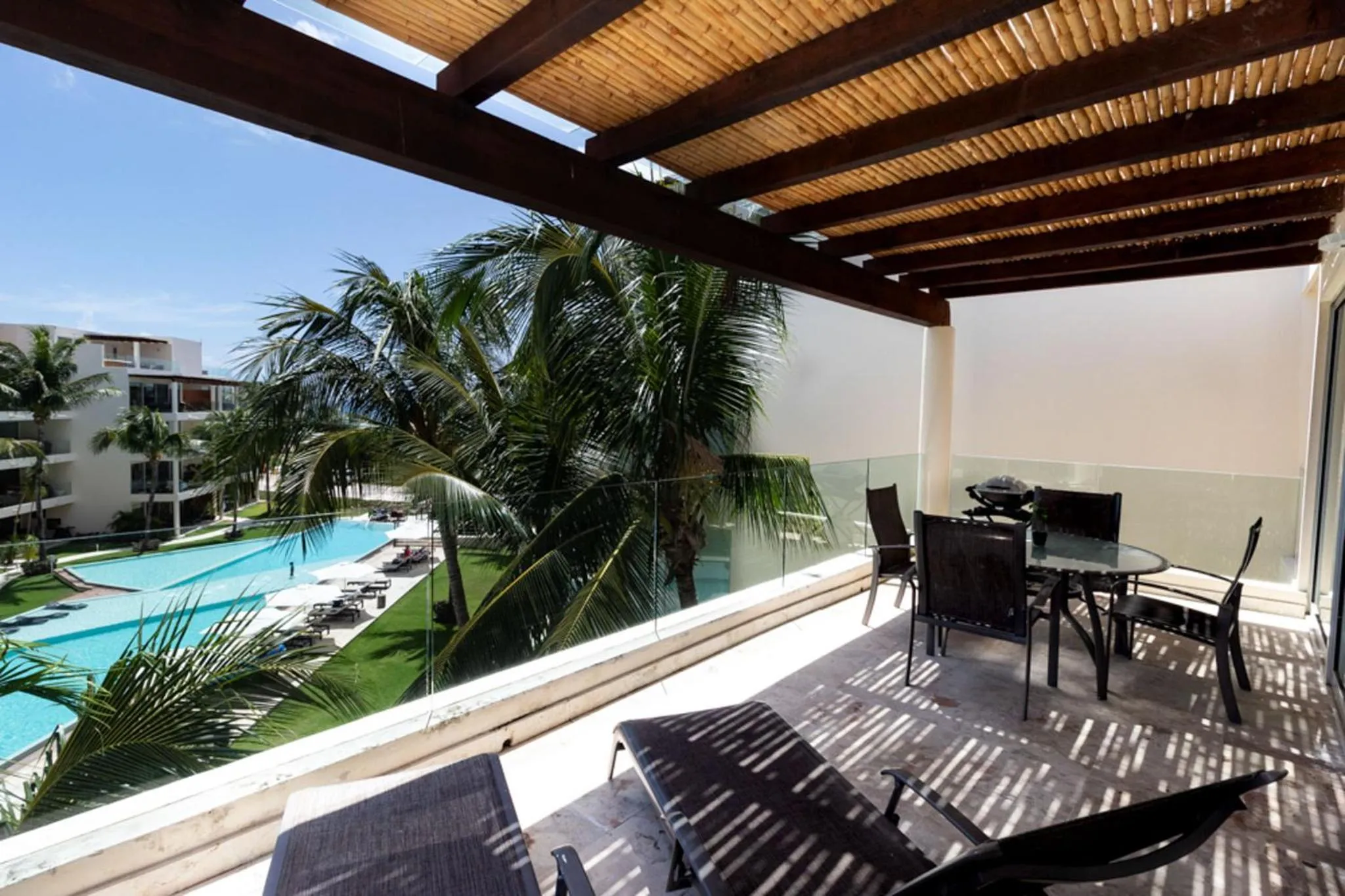 Balcony/Terrace in The Elements Oceanfront & Beachside Condo Hotel