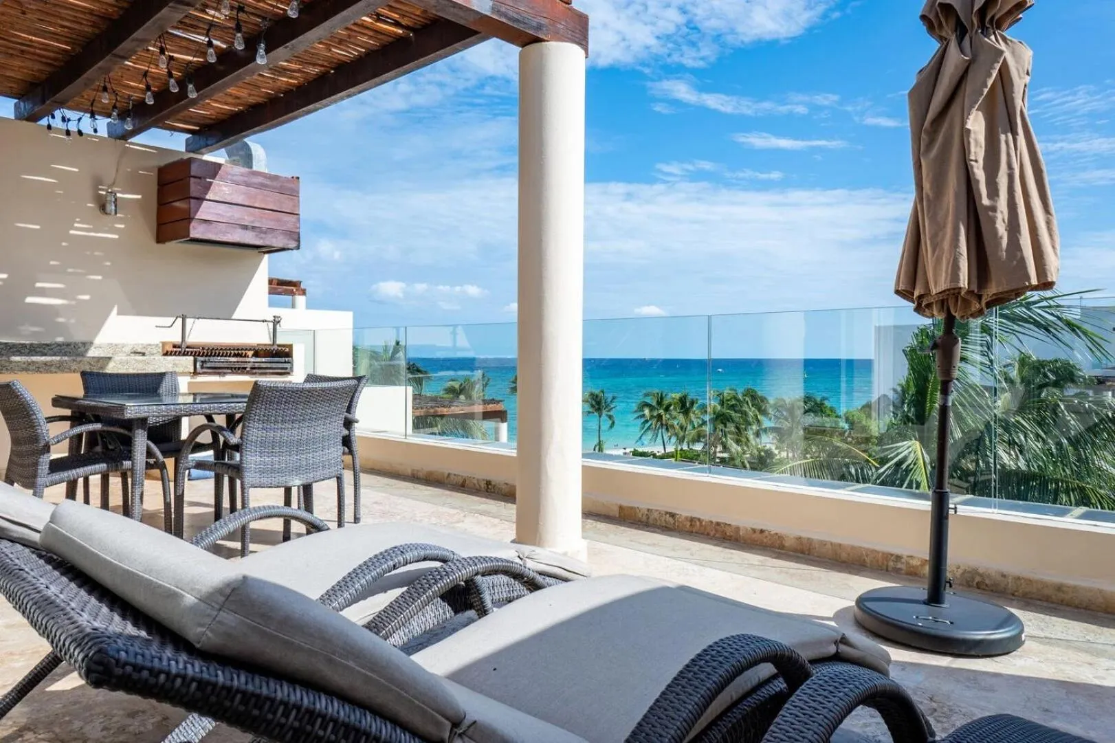 Balcony/Terrace in The Elements Oceanfront & Beachside Condo Hotel