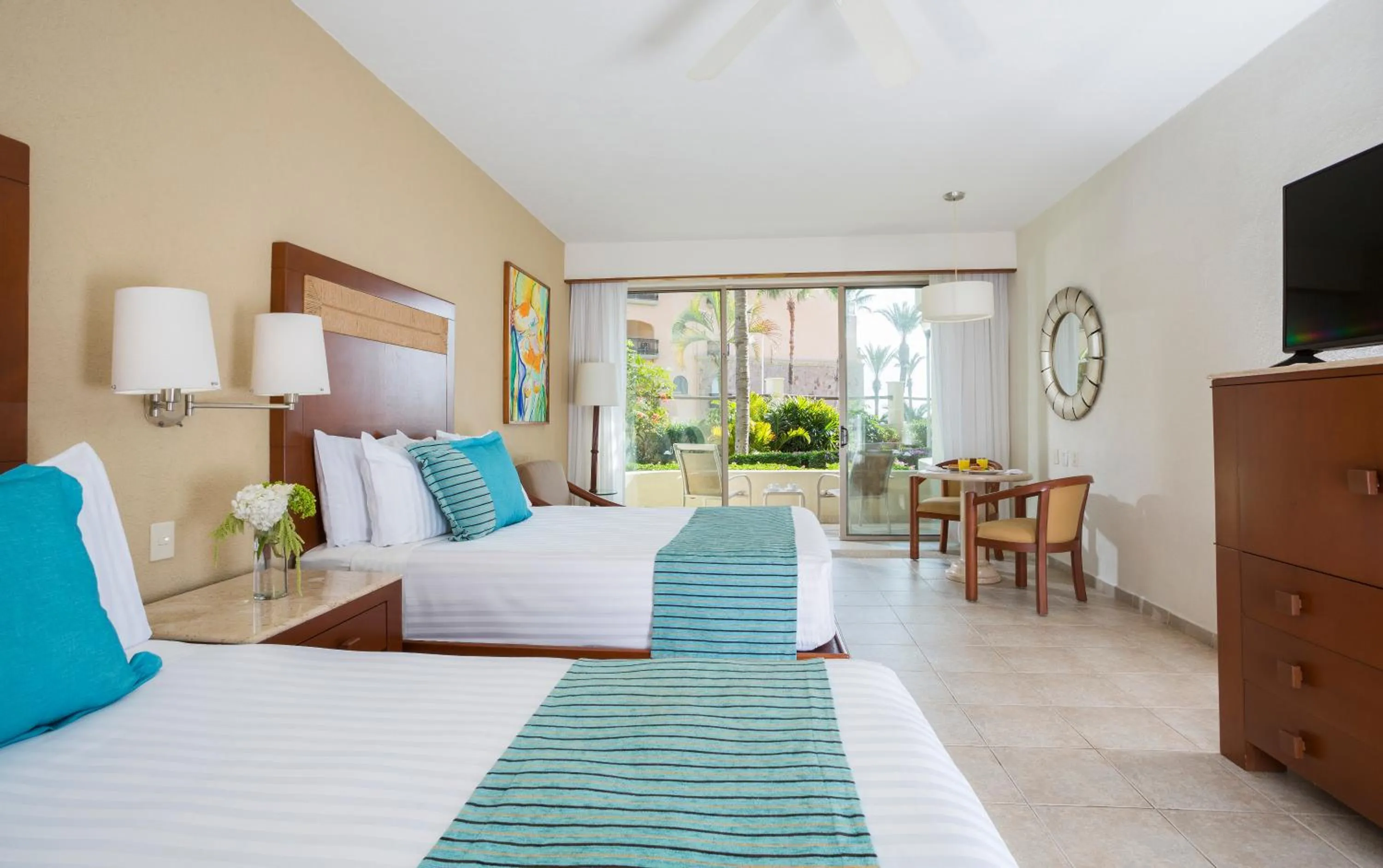 Photo of the whole room, Bed in GR Solaris Lighthouse